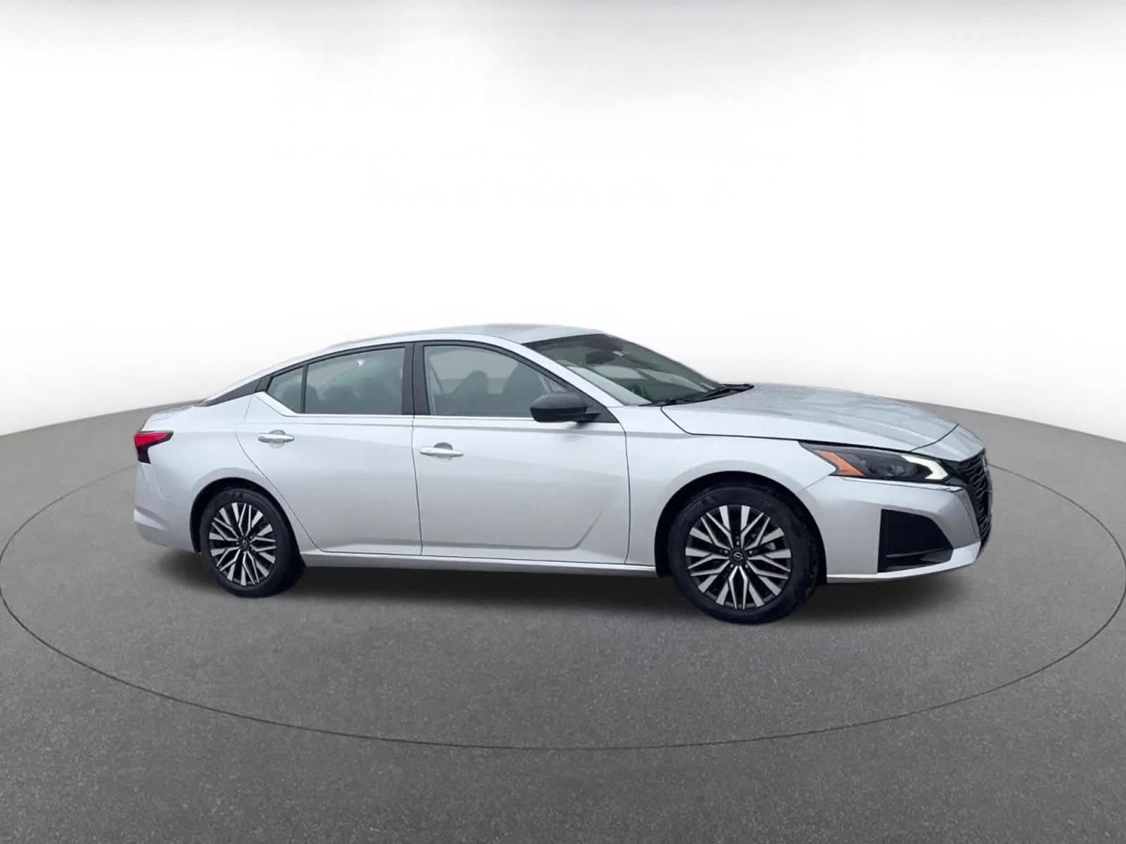Thumbnail: 2024 Nissan Altima - 2