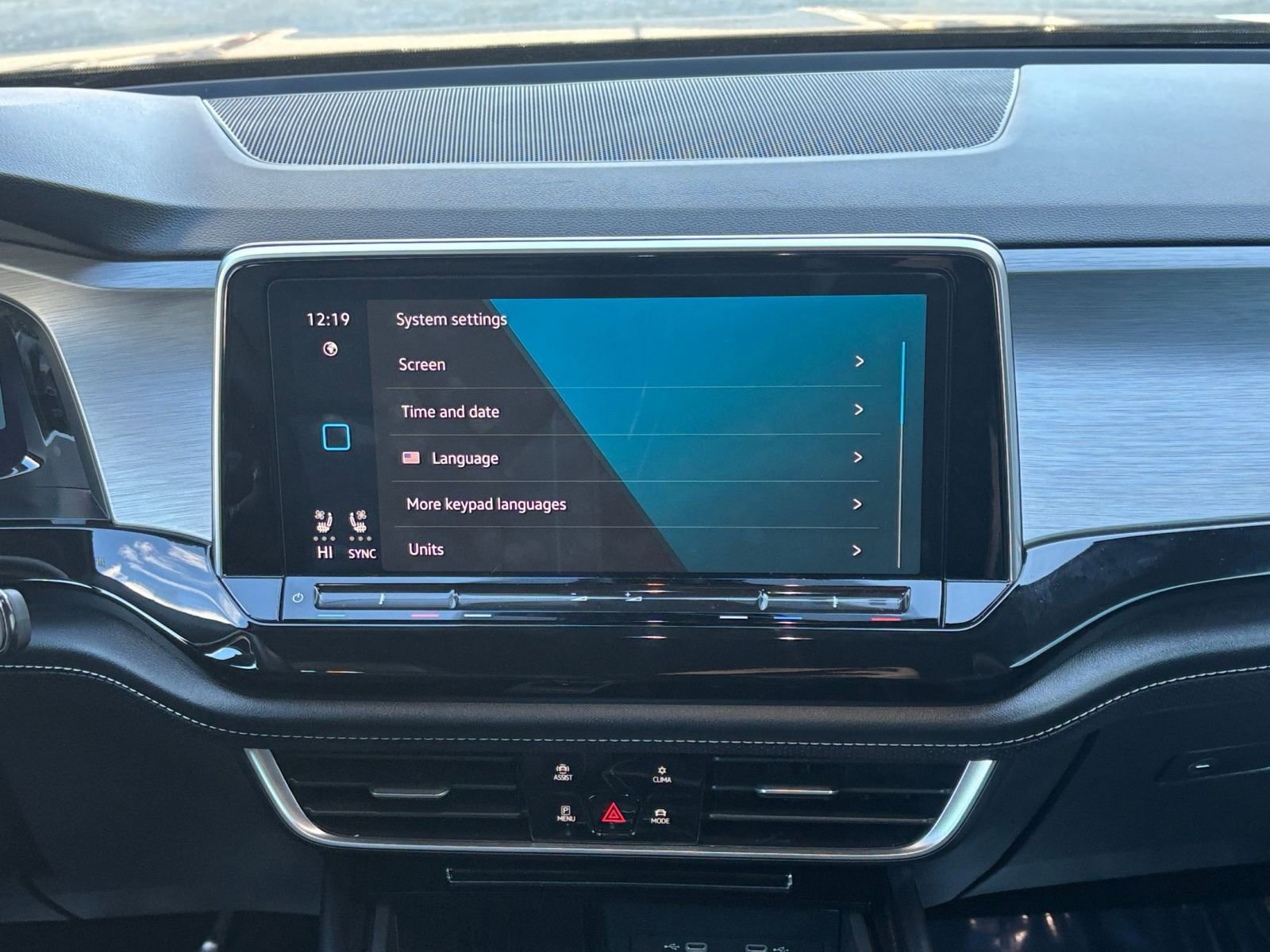 Thumbnail: 2025 Volkswagen Atlas - 18