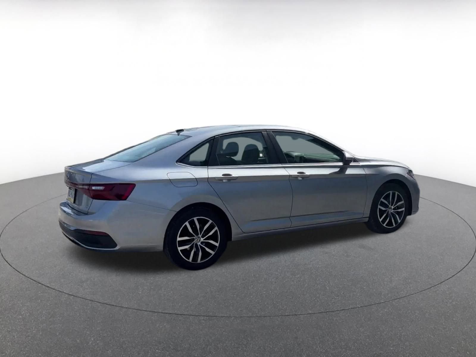 Thumbnail: 2025 Volkswagen Jetta - 15