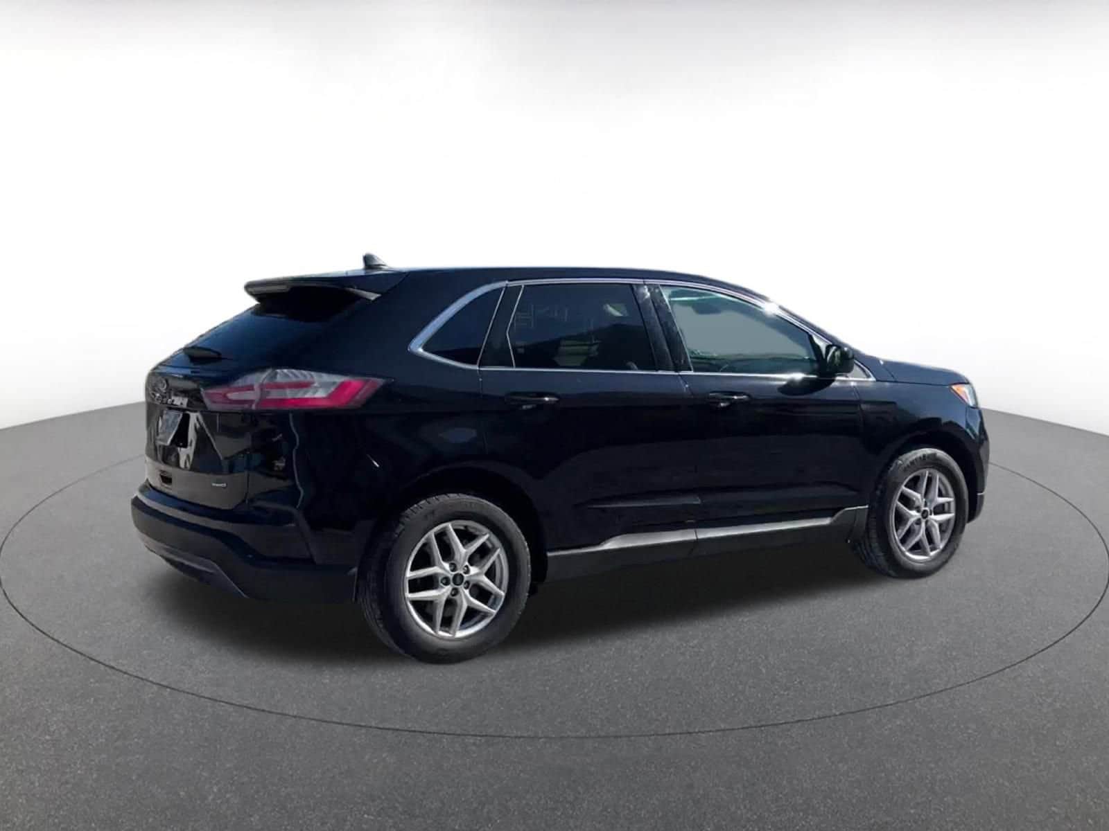 Thumbnail: 2024 Ford Edge - 15