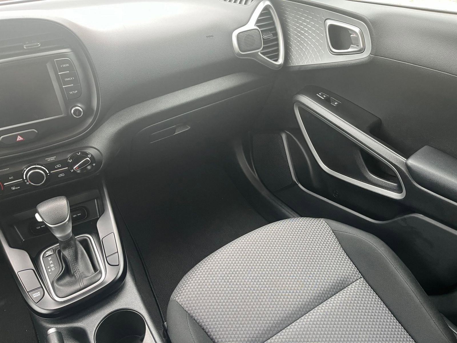 Thumbnail: 2024 Kia Soul - 32