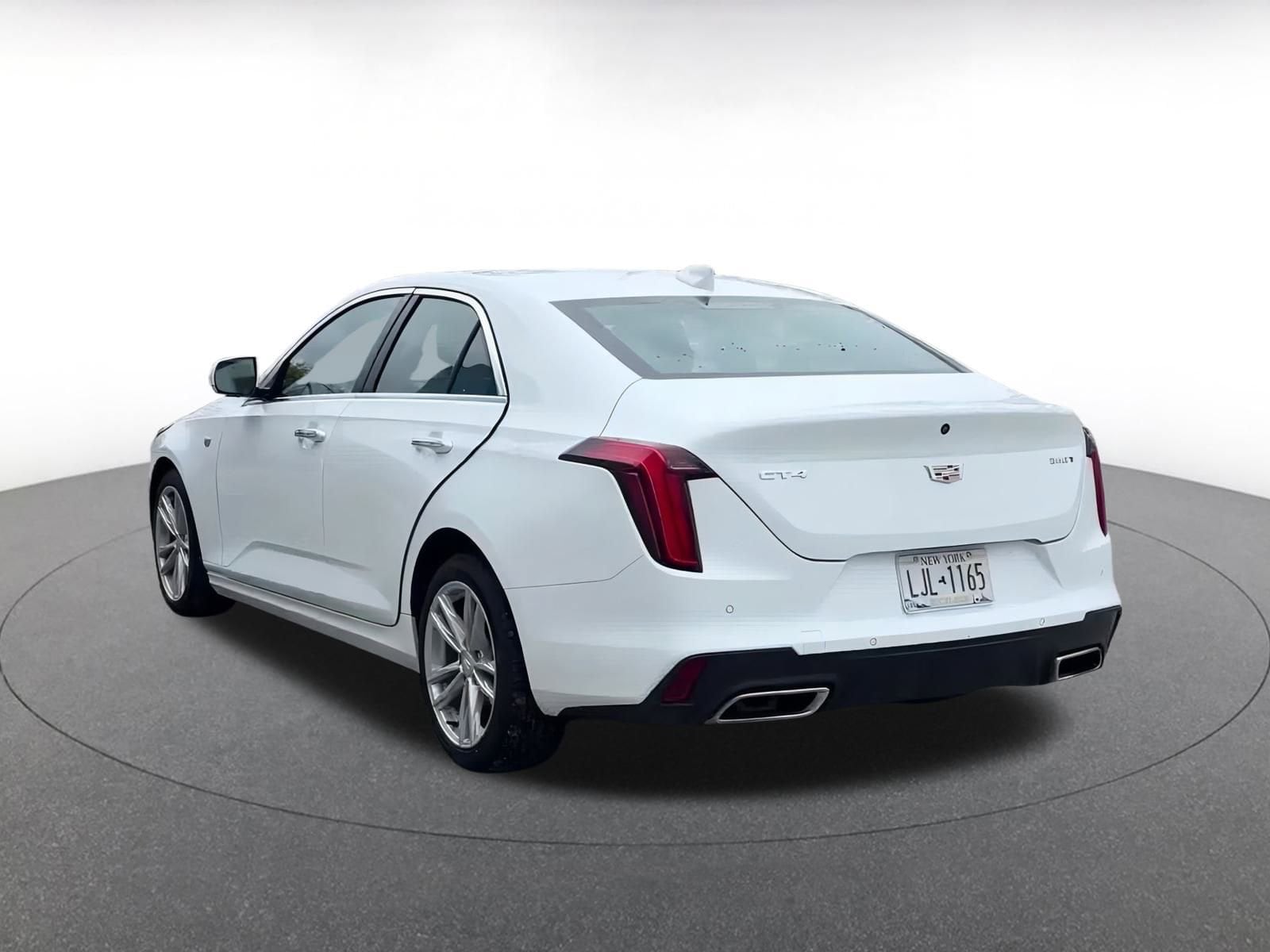 Thumbnail: 2024 Cadillac CT4 - 11
