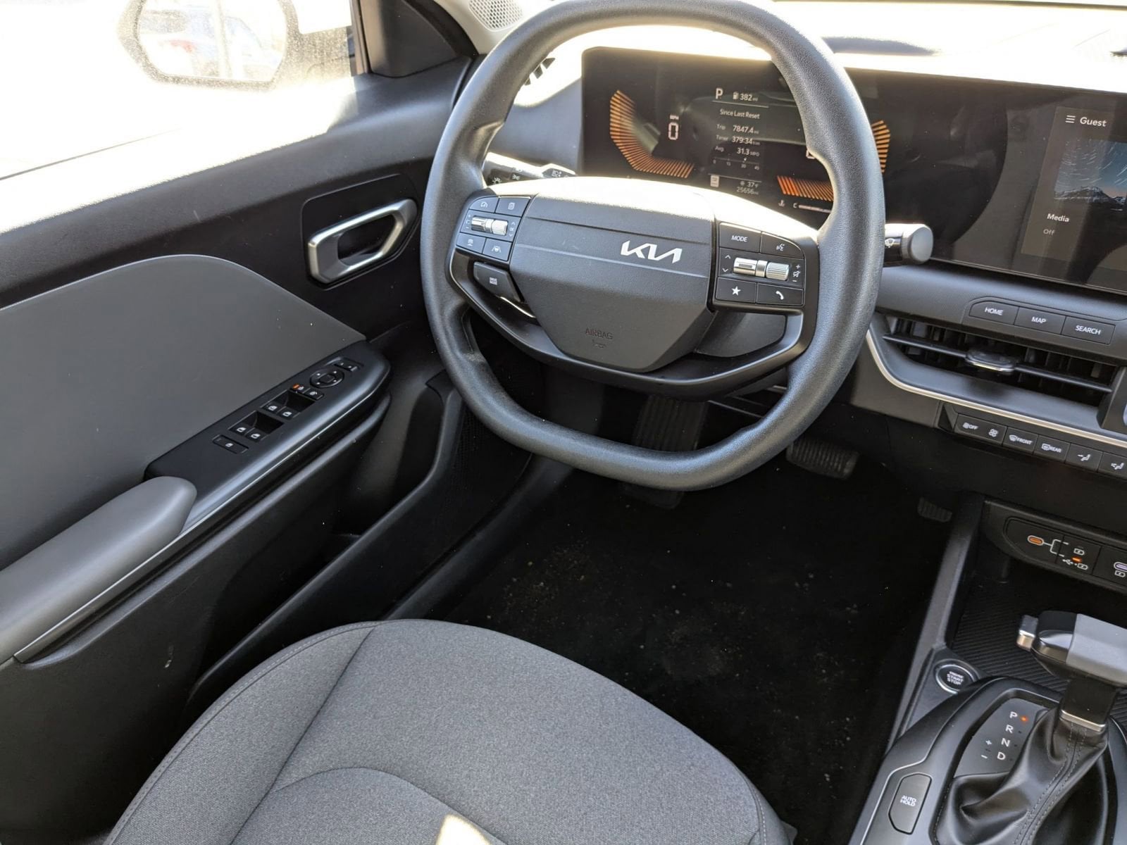 Thumbnail: 2025 Kia K4 - 16