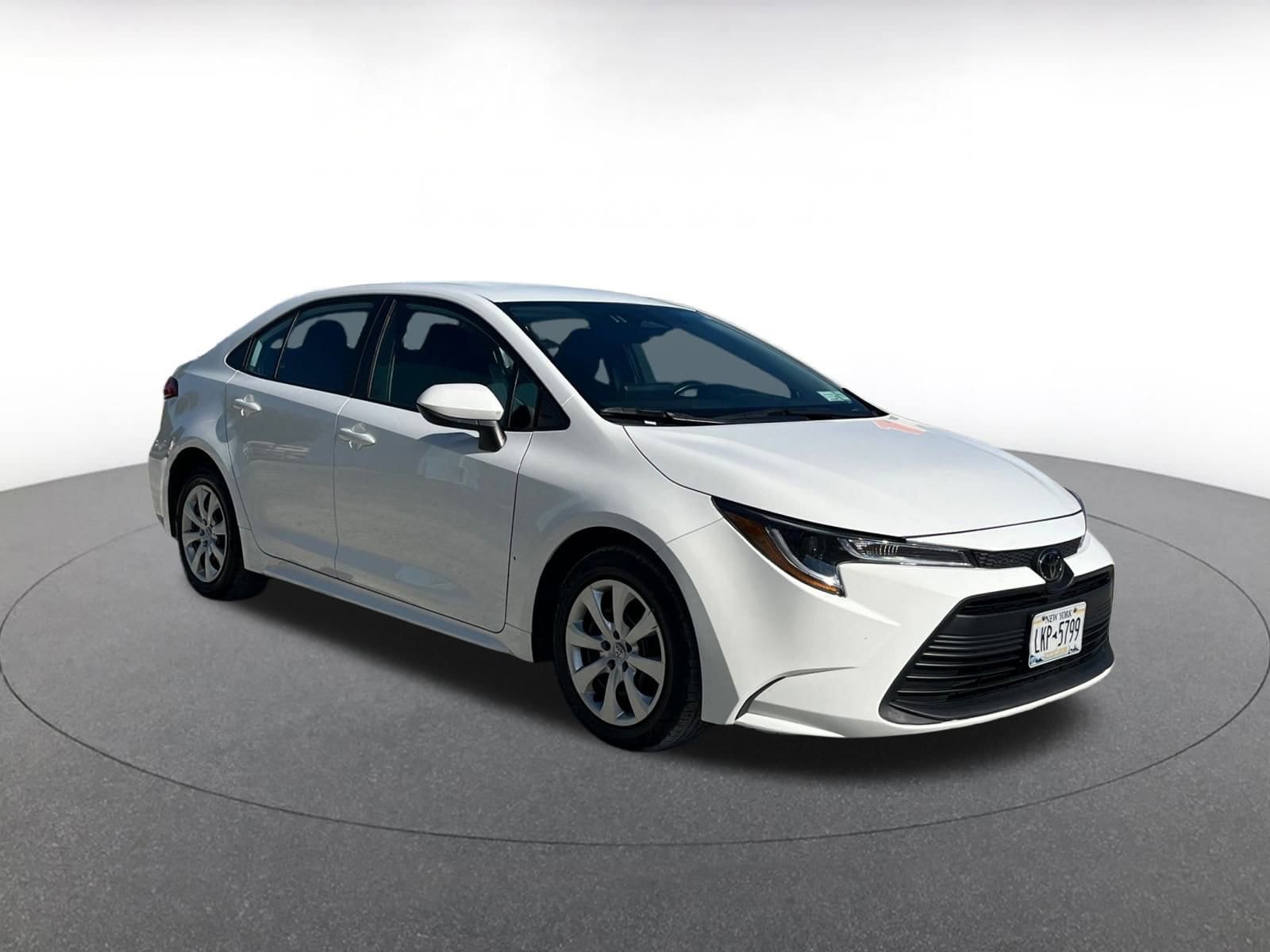 Thumbnail: 2024 Toyota Corolla - 1