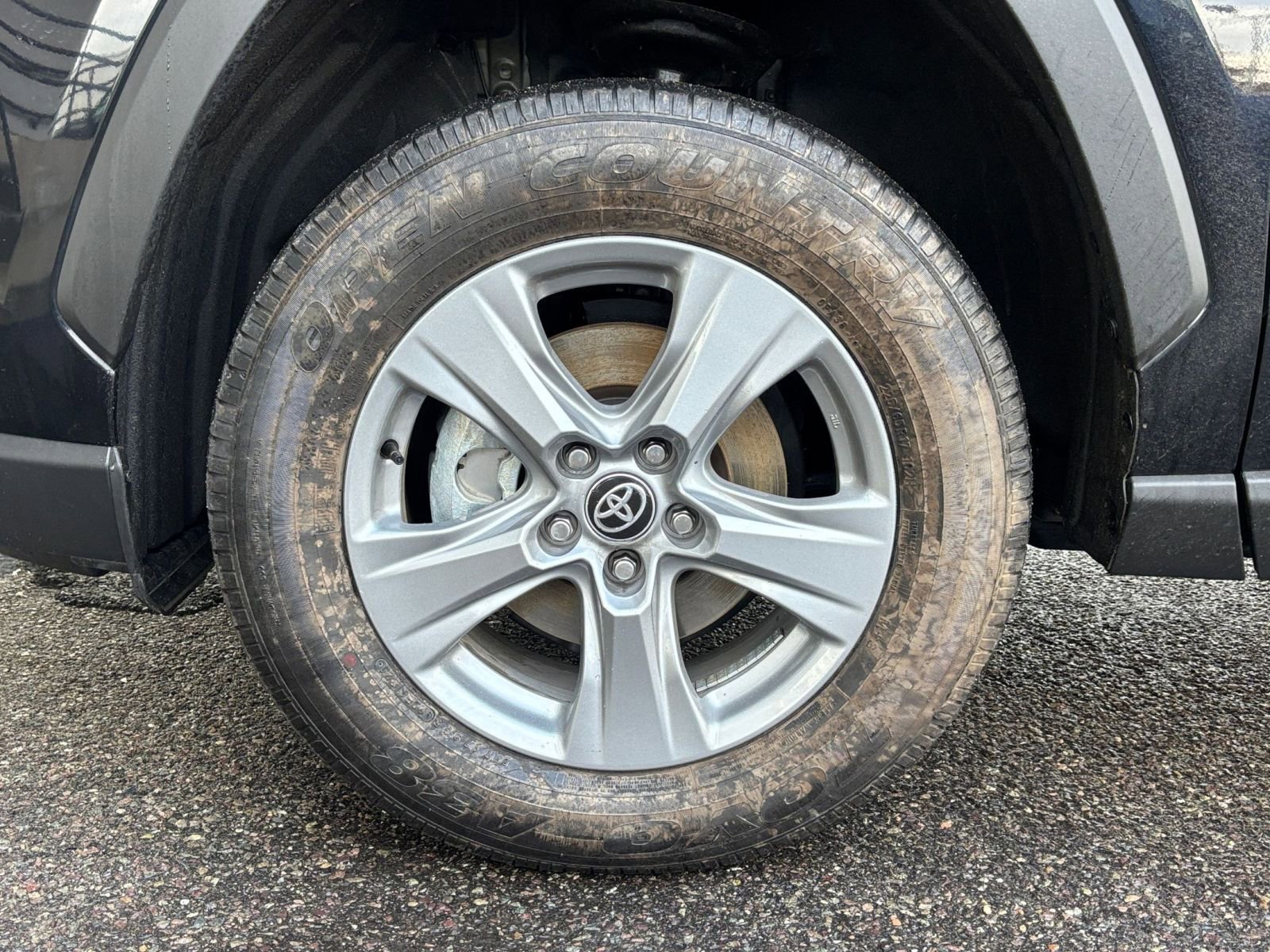 Thumbnail: 2025 Toyota RAV4 - 25