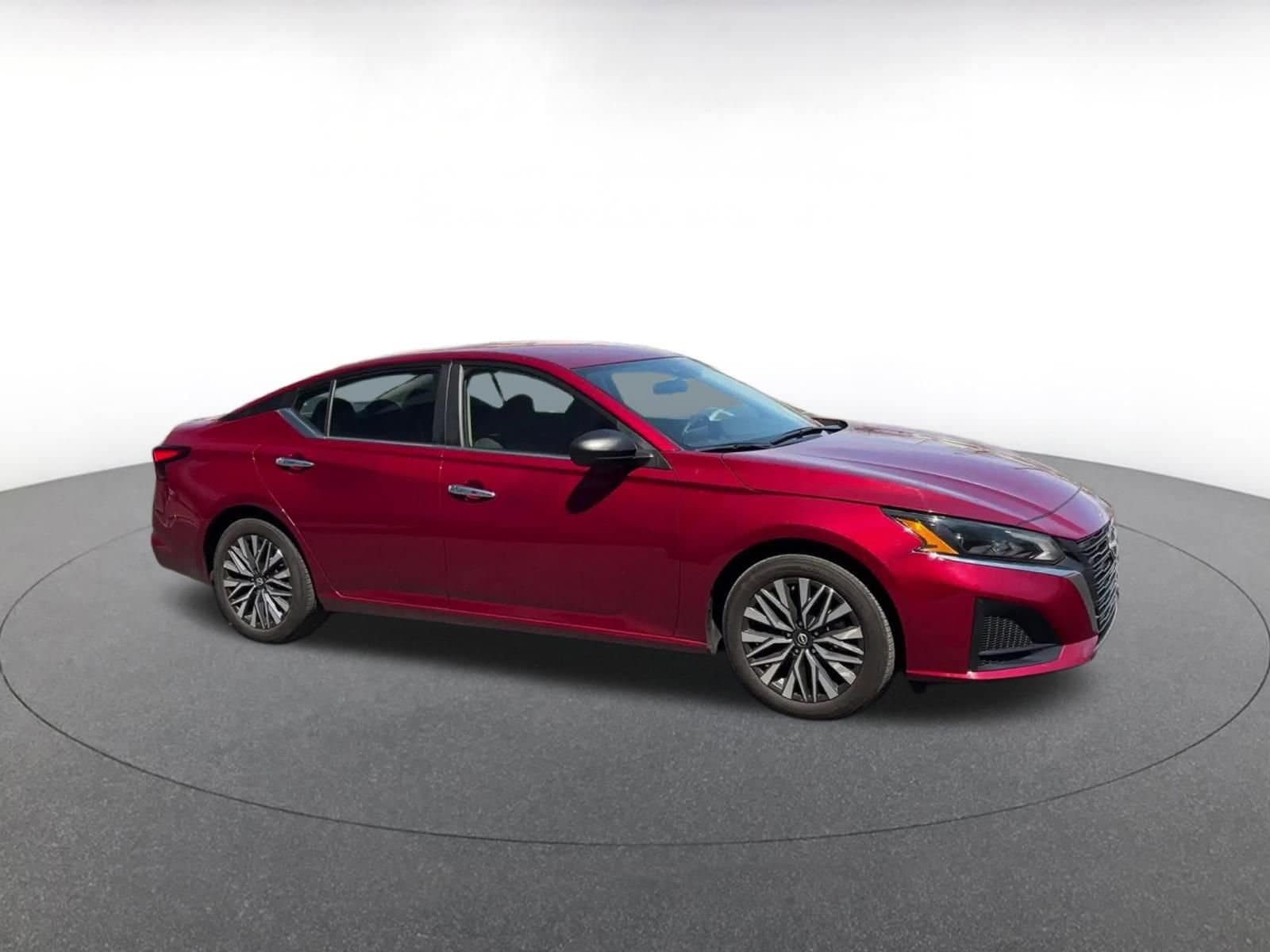 Thumbnail: 2025 Nissan Altima - 2