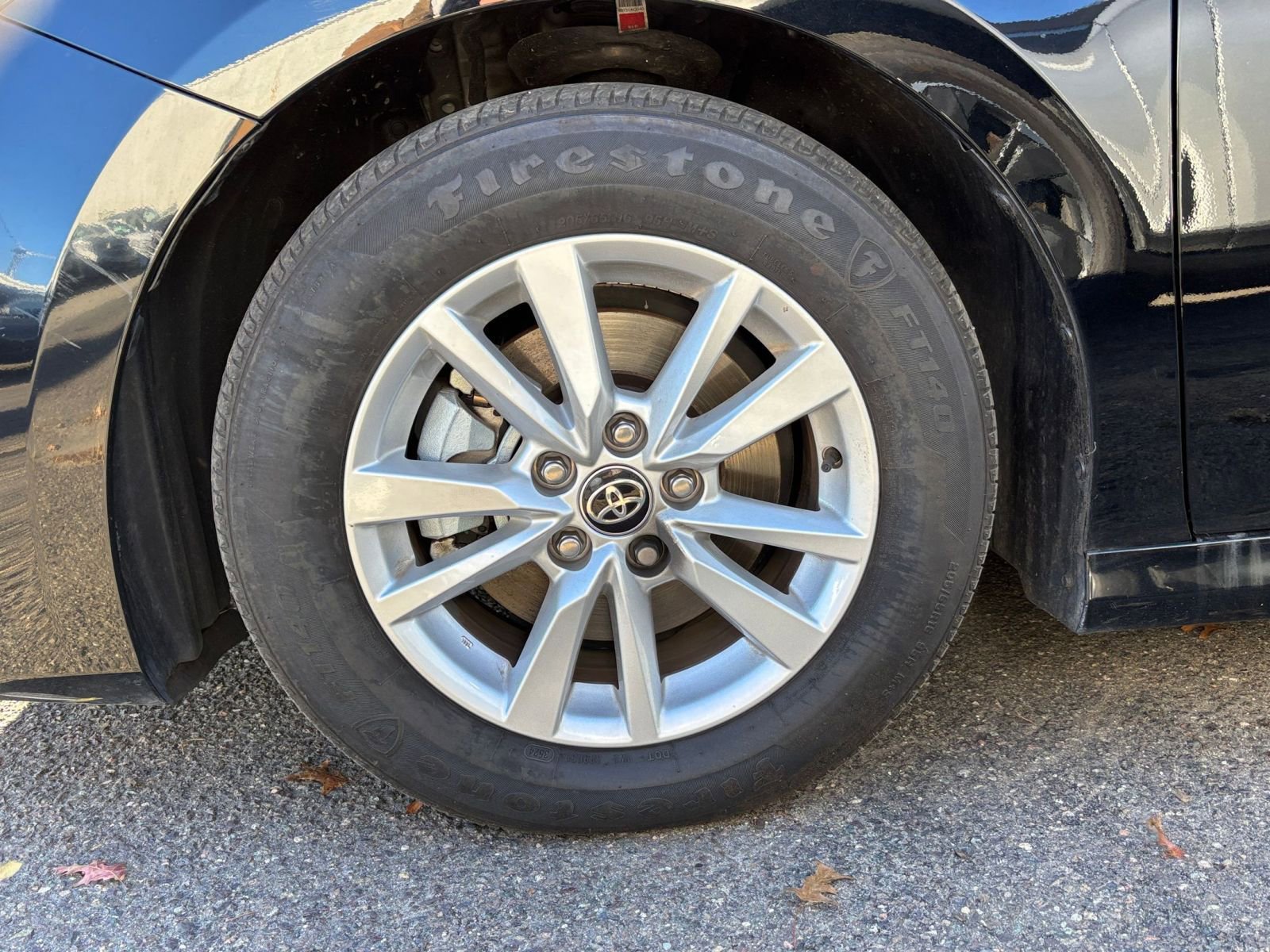 Thumbnail: 2025 Toyota Camry - 25