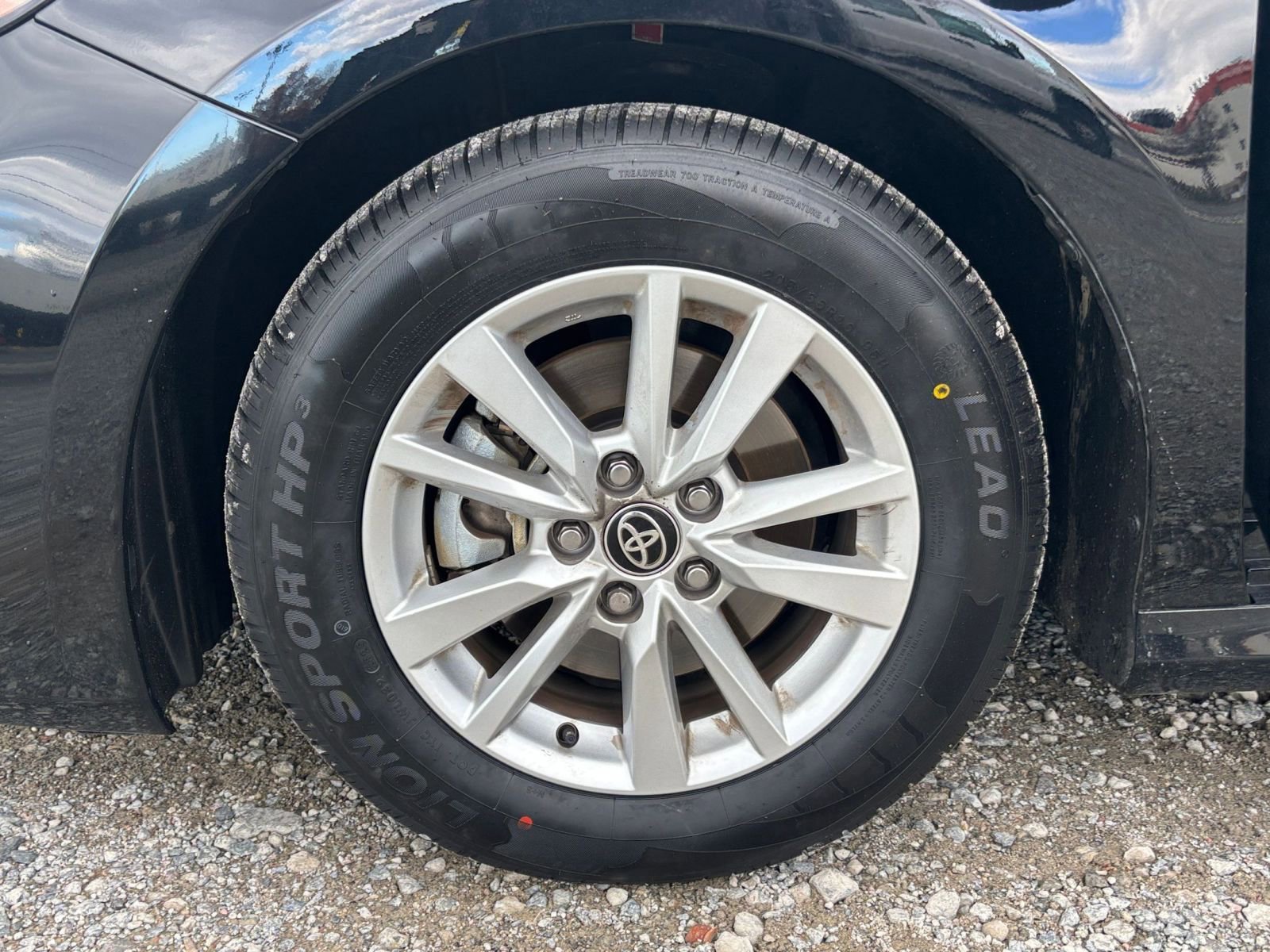 Thumbnail: 2025 Toyota Camry - 25