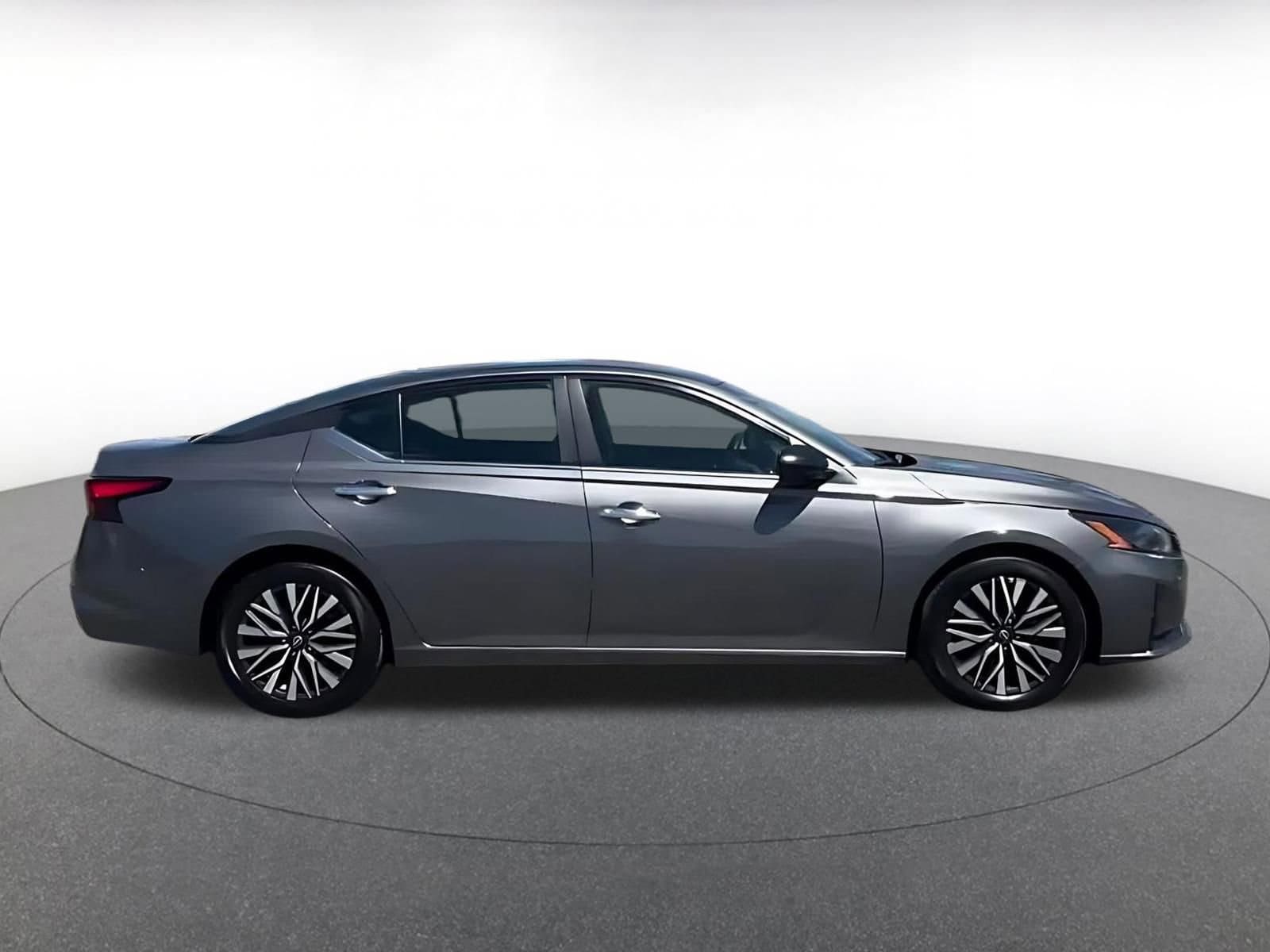 Thumbnail: 2025 Nissan Altima - 12