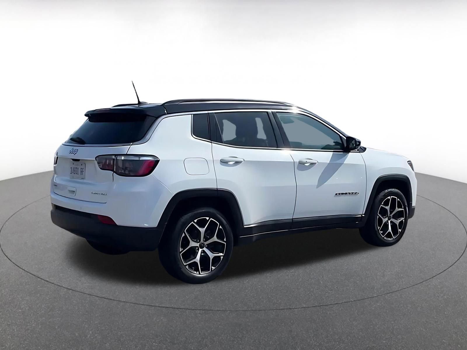 Thumbnail: 2025 Jeep Compass - 15