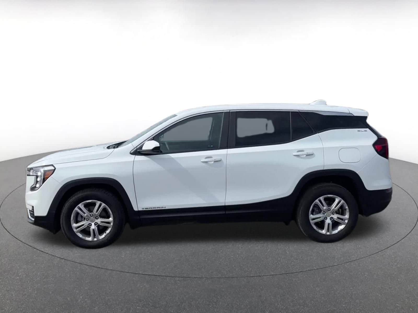 Thumbnail: 2024 GMC Terrain - 9