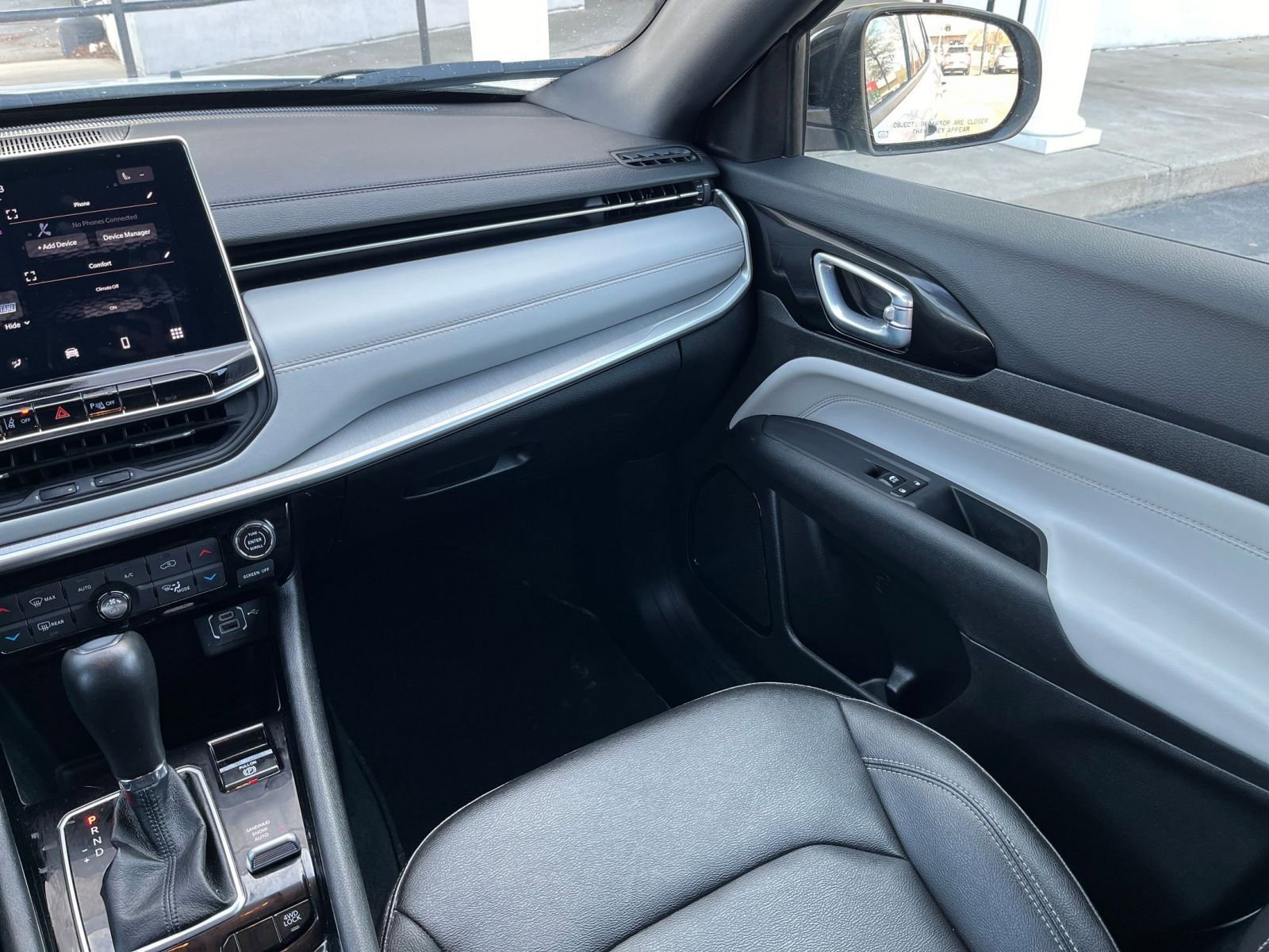 Thumbnail: 2025 Jeep Compass - 33