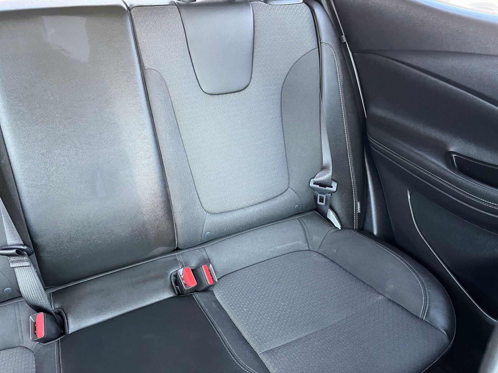 Thumbnail: 2025 Buick Encore GX - 35