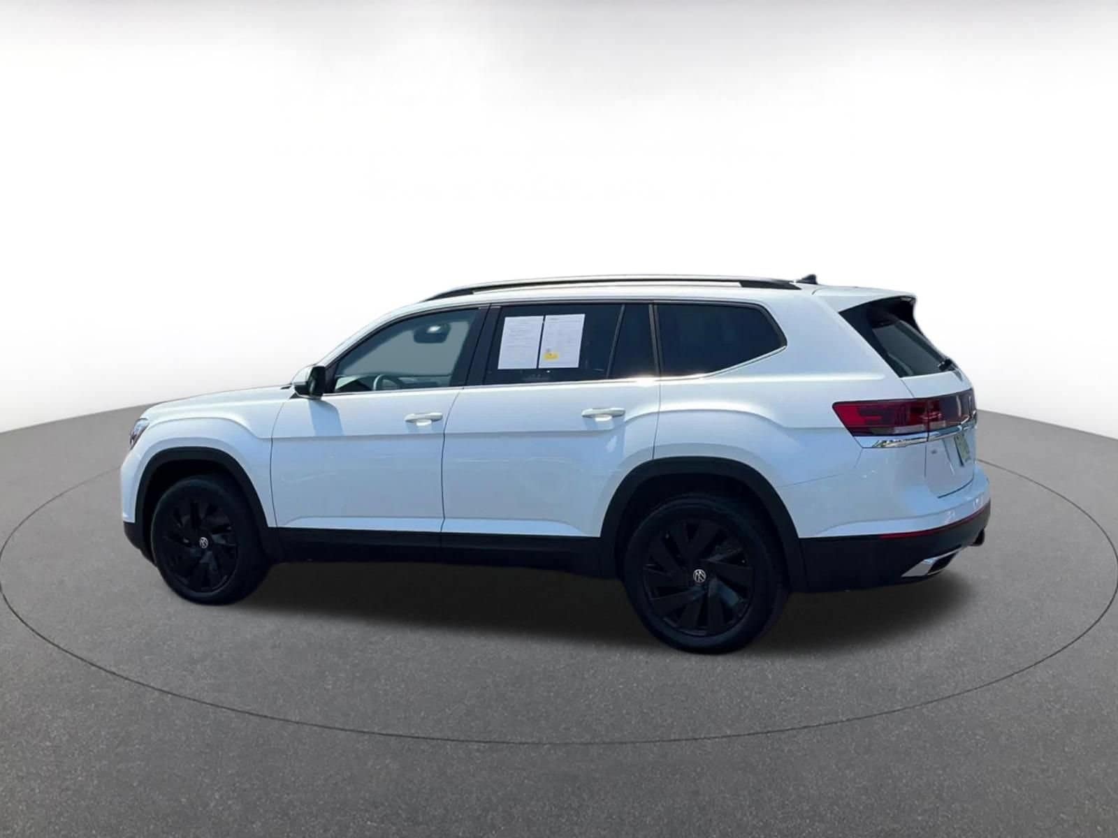 Thumbnail: 2026 Volkswagen Atlas - 9