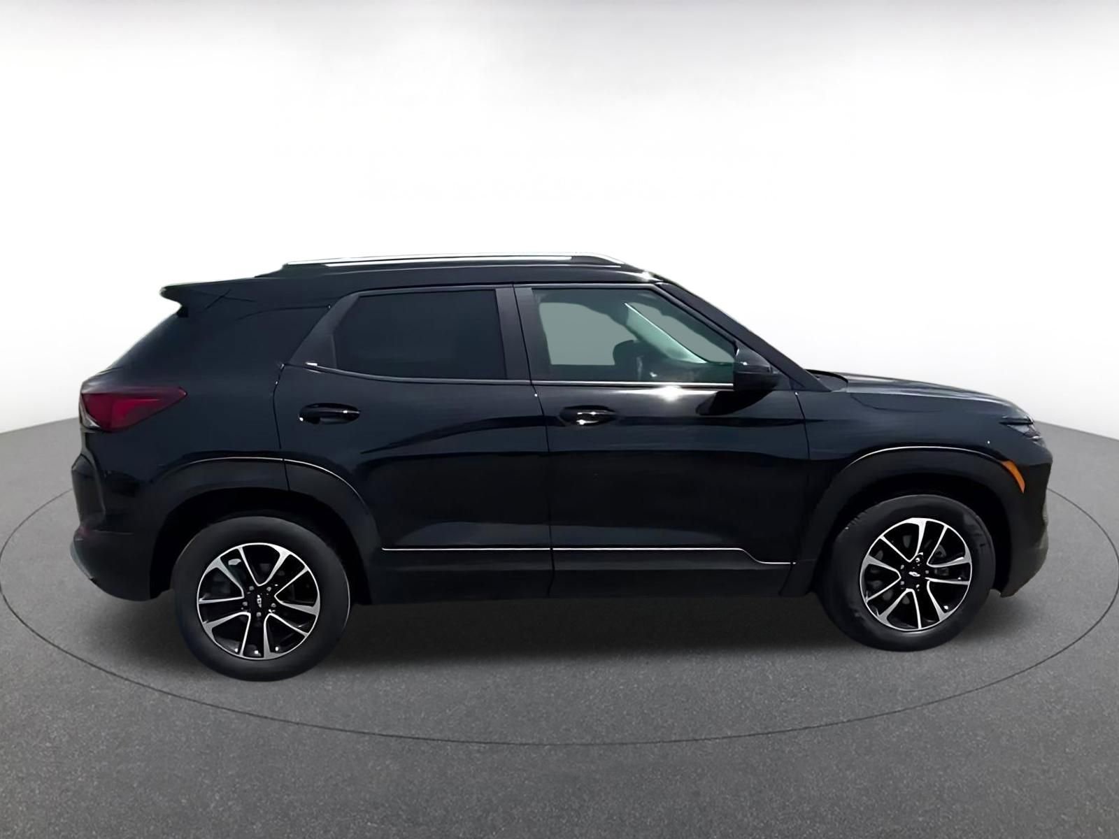 Thumbnail: 2025 Chevrolet TrailBlazer - 16