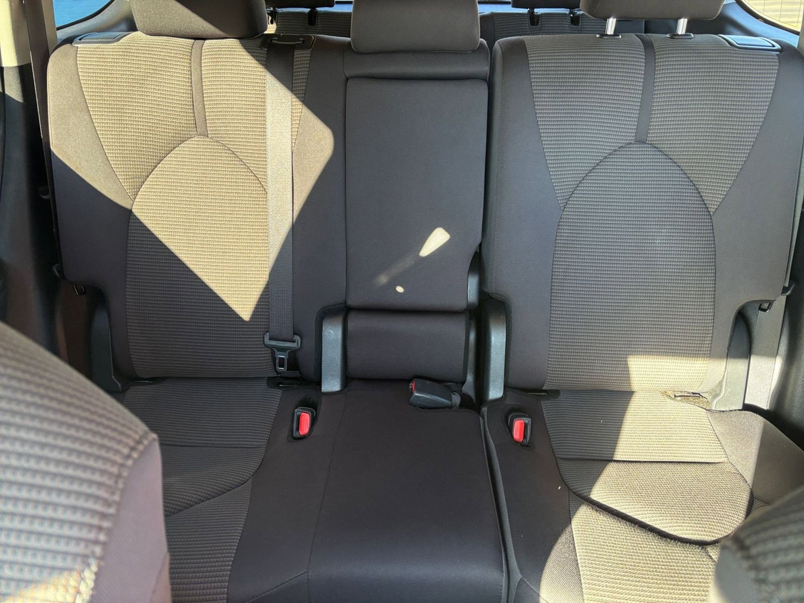 Thumbnail: 2025 Toyota Highlander - 35