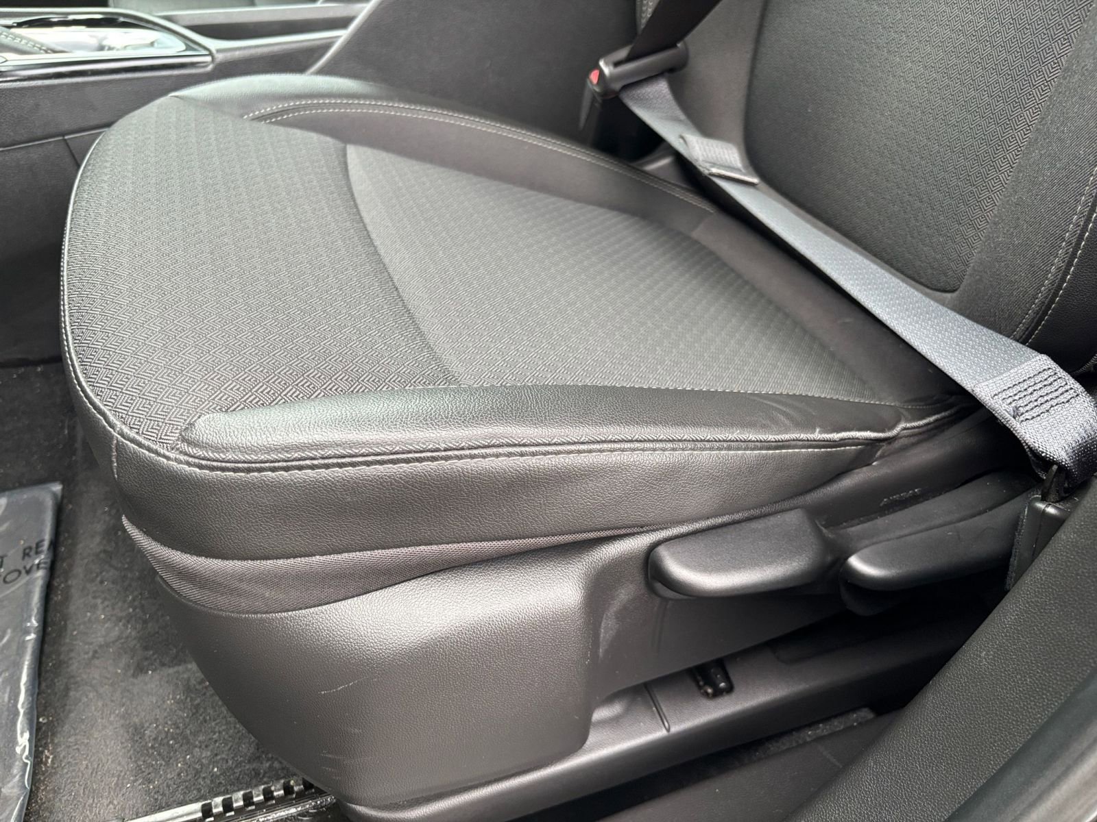 Thumbnail: 2025 Buick Encore GX - 22