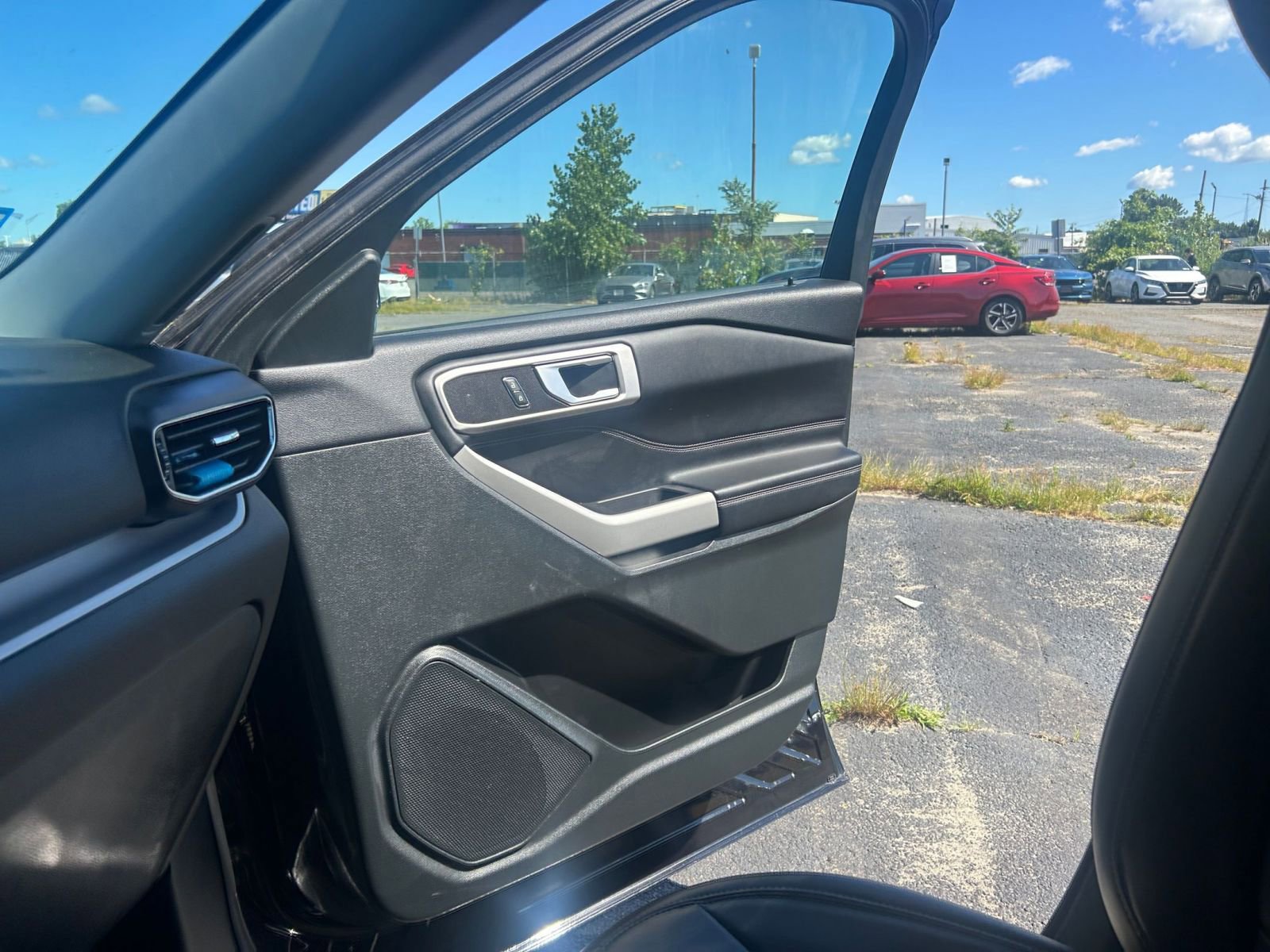 Thumbnail: 2024 Ford Explorer - 35