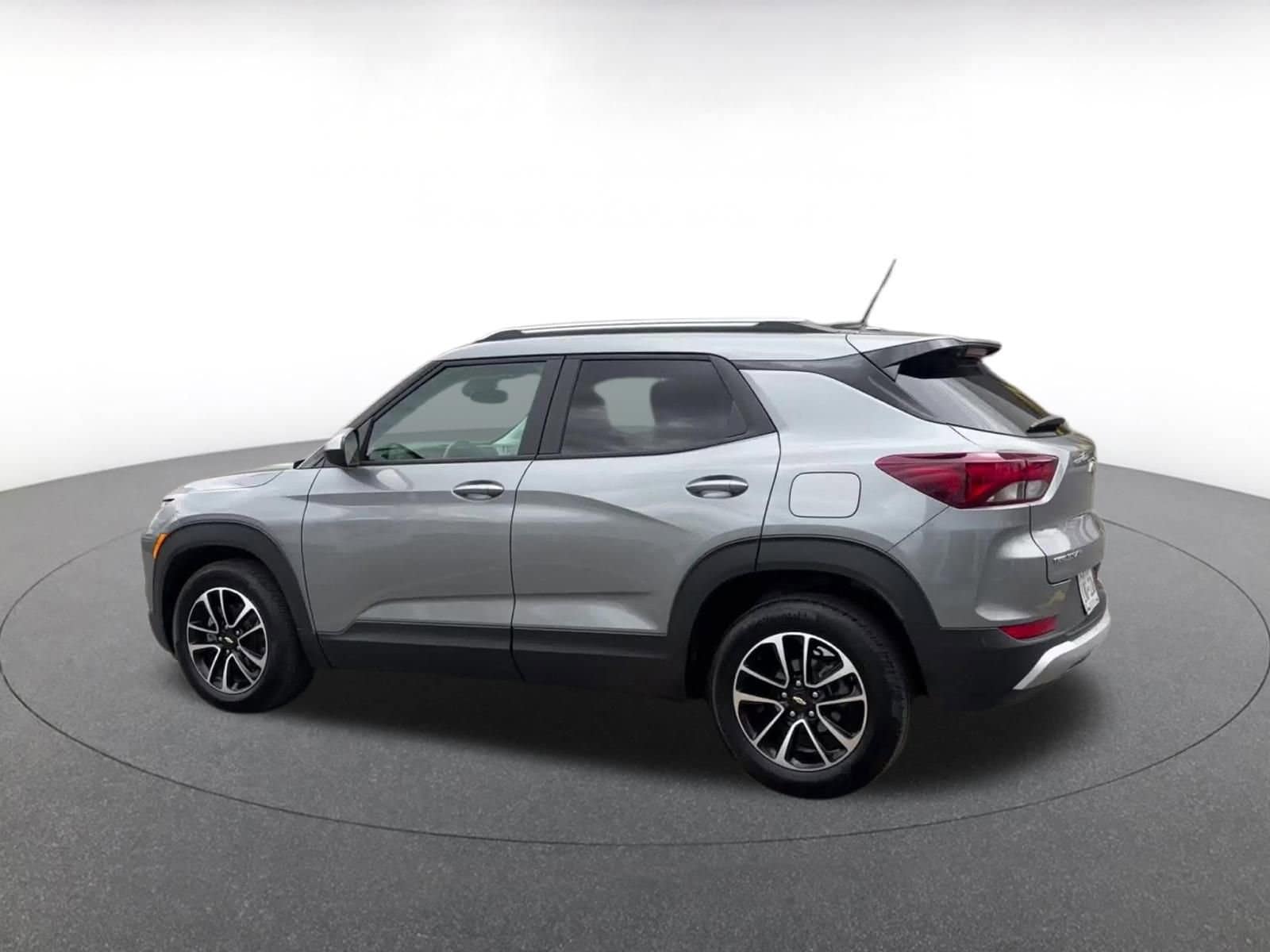 Thumbnail: 2025 Chevrolet TrailBlazer - 10