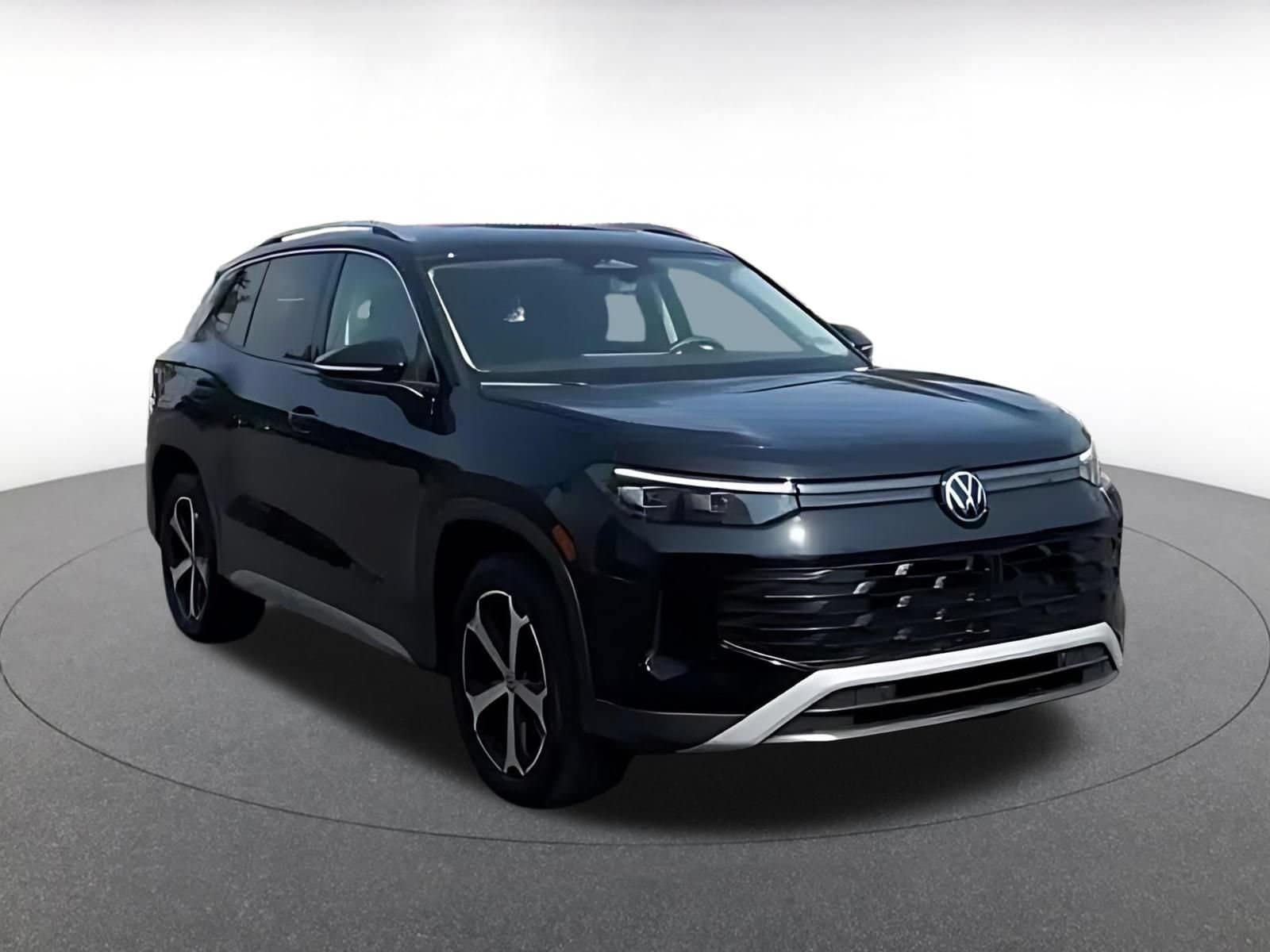 Thumbnail: 2026 Volkswagen Tiguan - 3