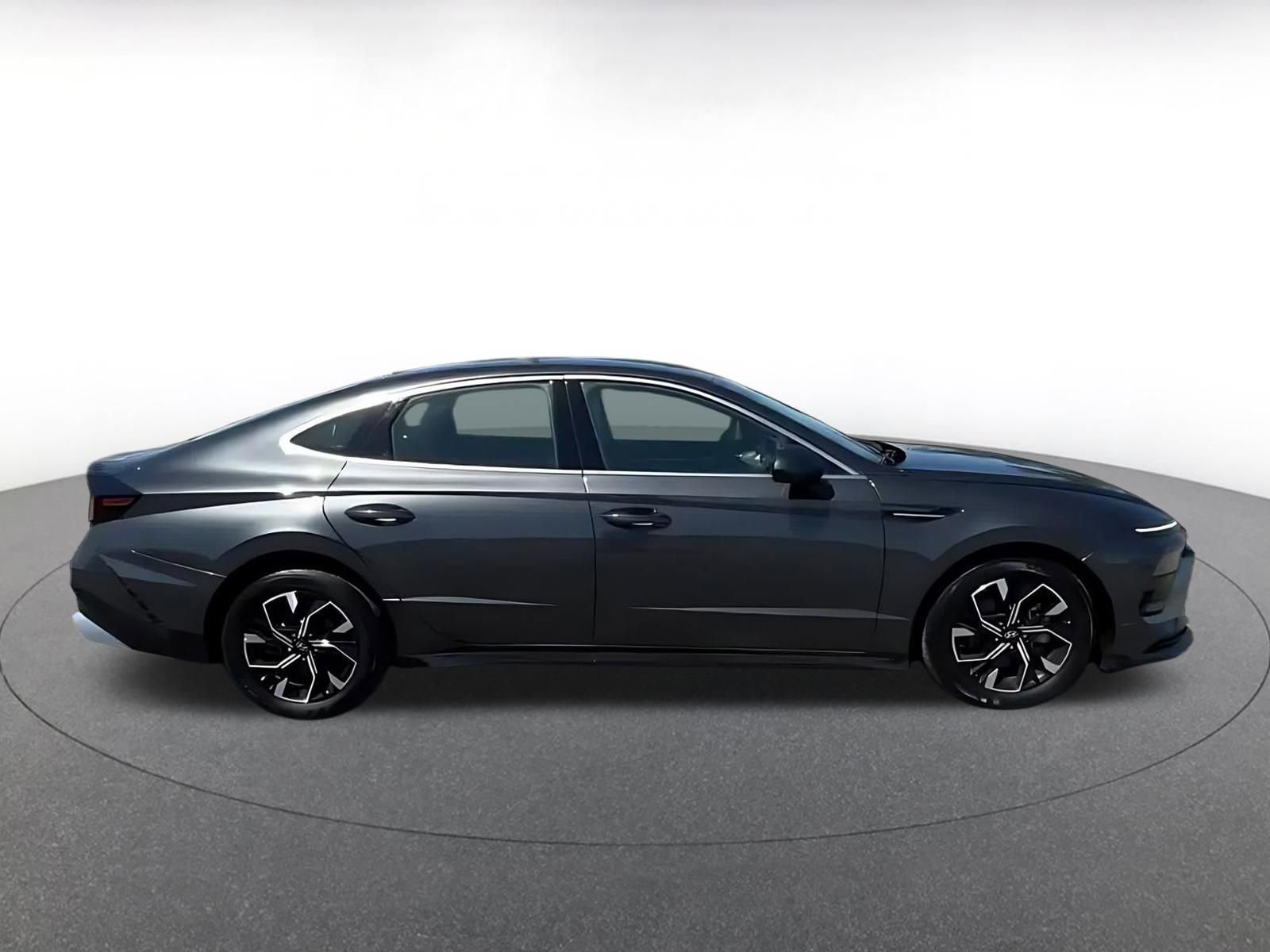 Thumbnail: 2025 Hyundai Sonata - 15
