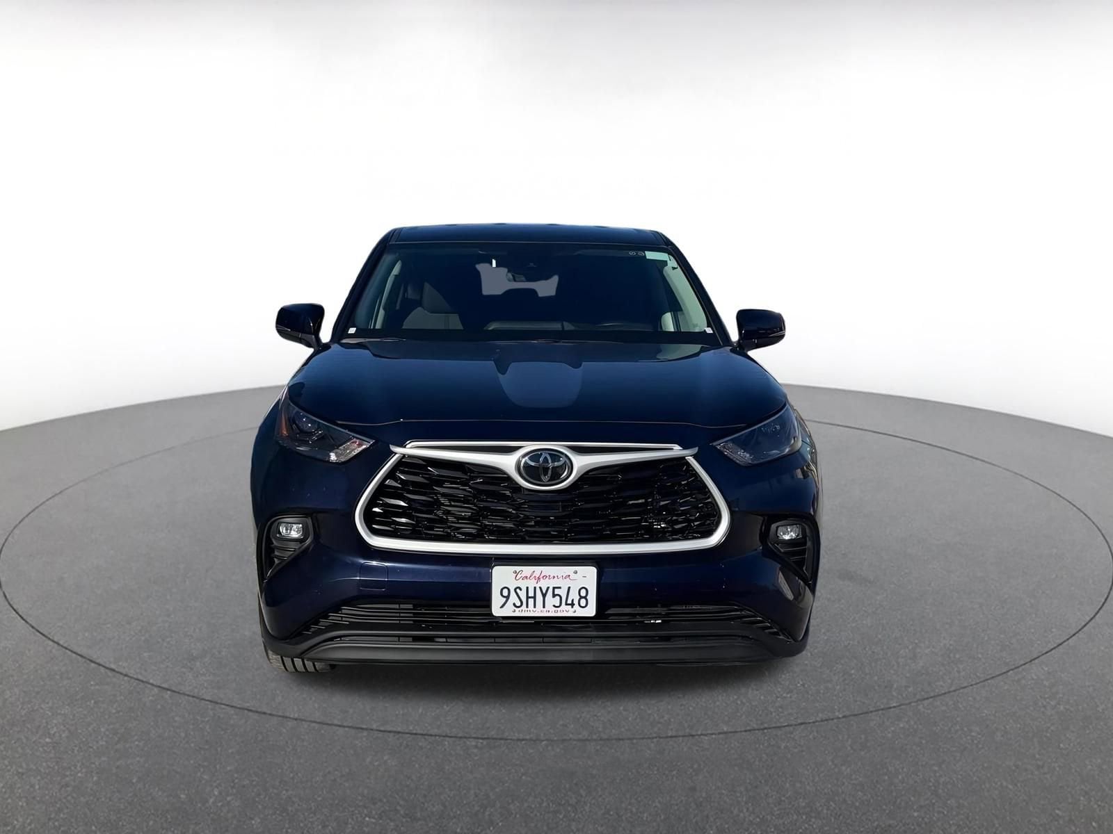 Thumbnail: 2025 Toyota Highlander - 3