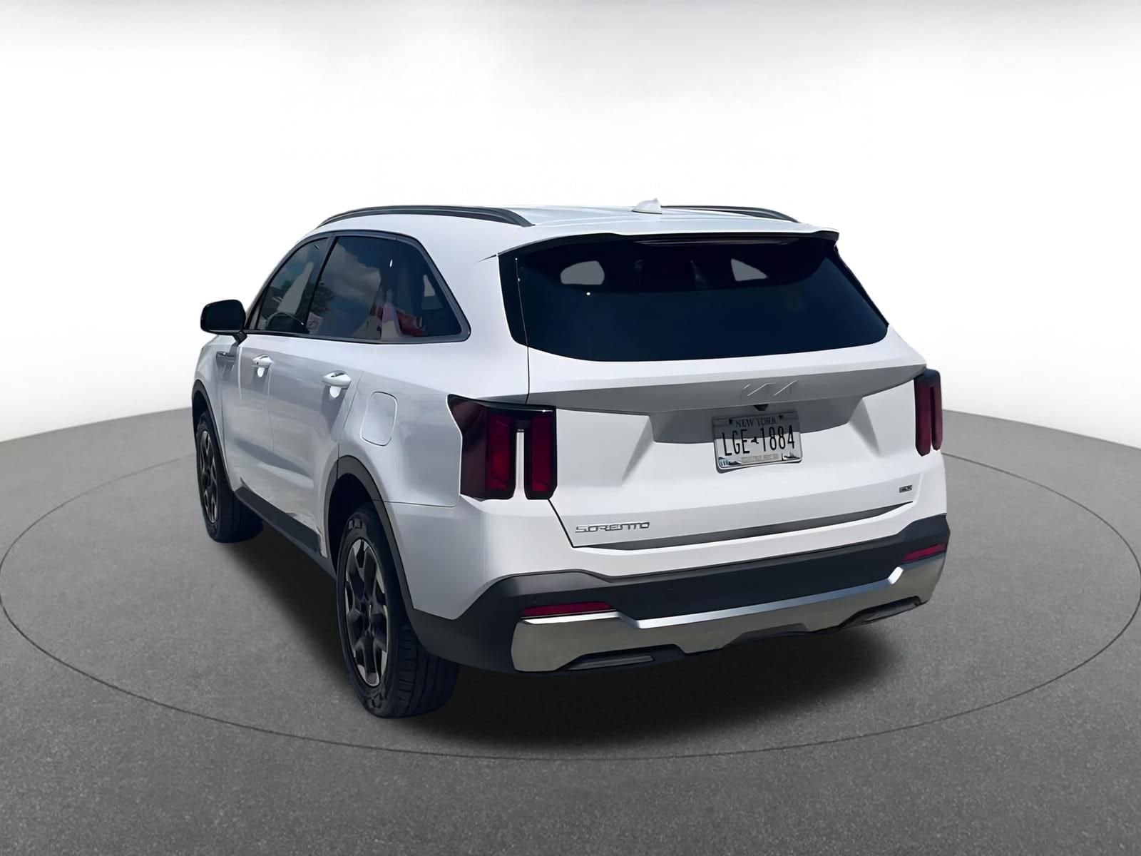 Thumbnail: 2024 Kia Sorento - 11