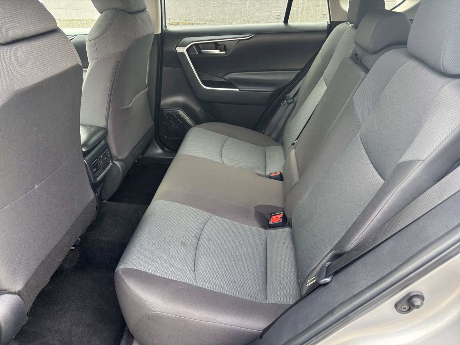 Thumbnail: 2025 Toyota RAV4 - 22