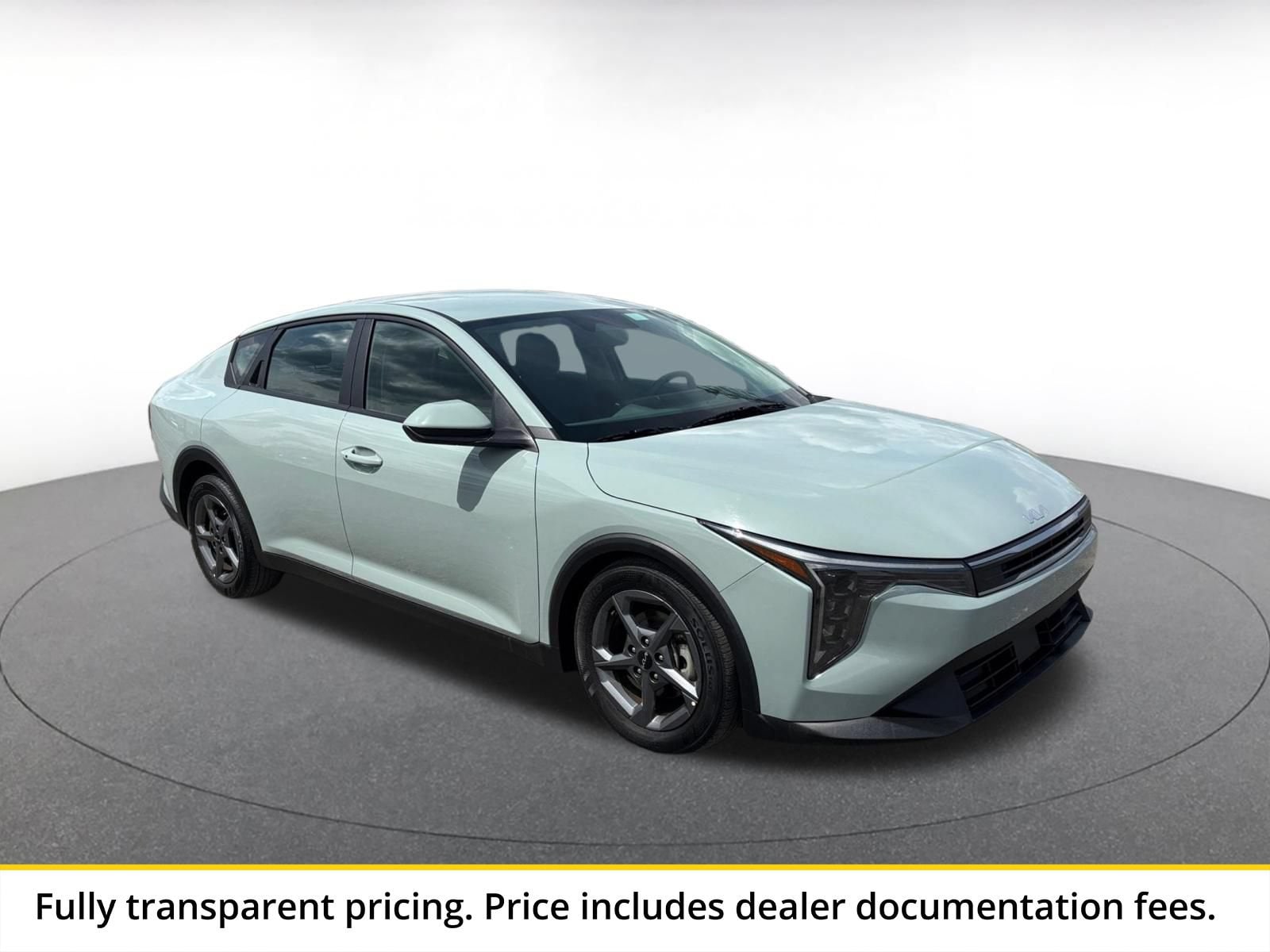 Thumbnail: 2025 Kia K4 - 1