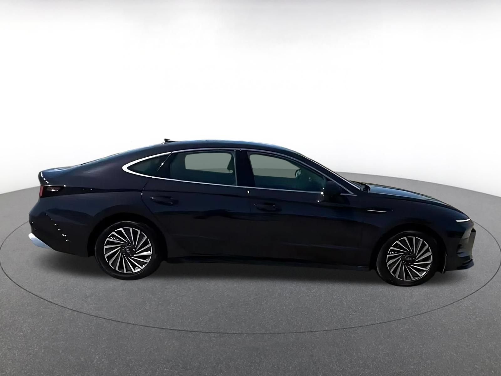 Thumbnail: 2025 Hyundai Sonata - 15