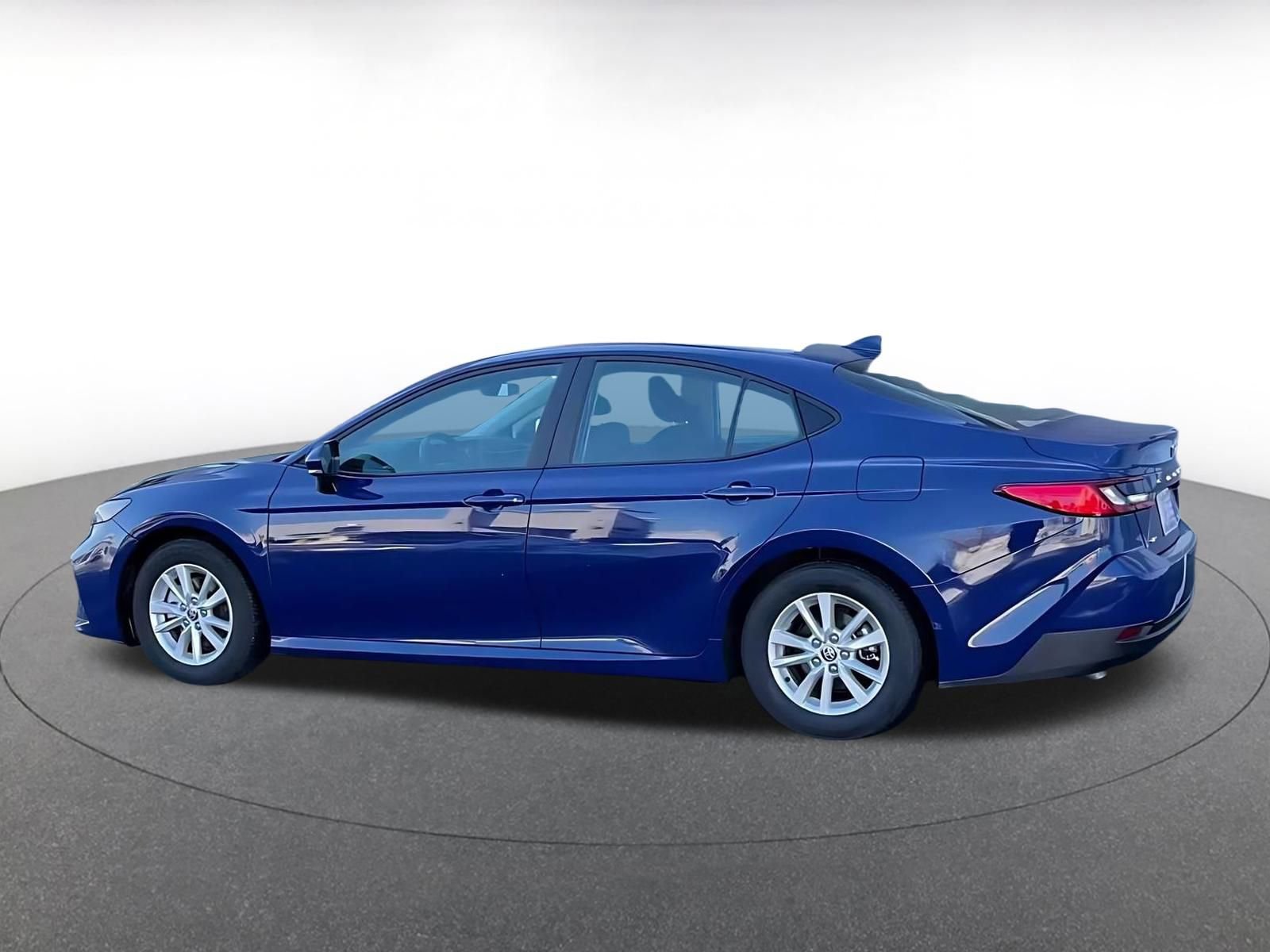 Thumbnail: 2025 Toyota Camry - 9