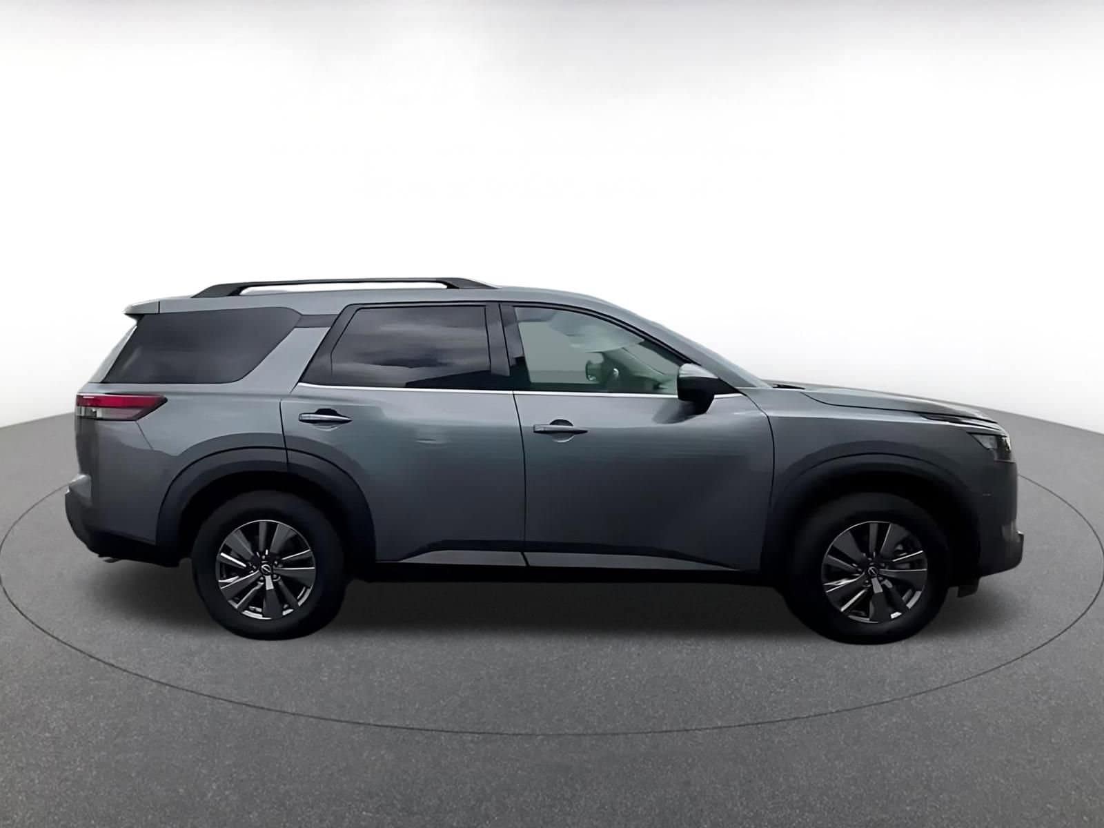 Thumbnail: 2025 Nissan Pathfinder - 16