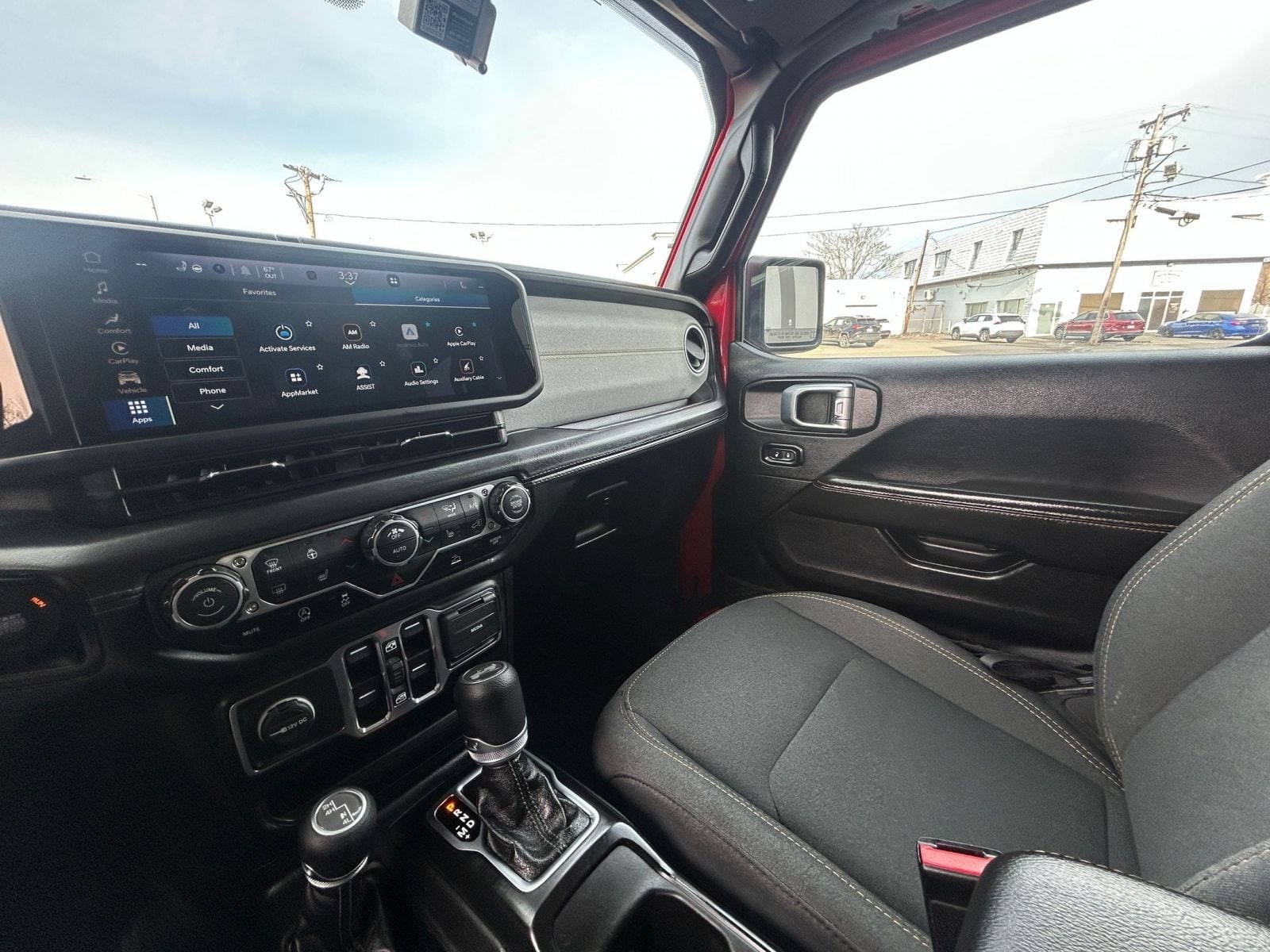 Thumbnail: 2025 Jeep Wrangler - 35