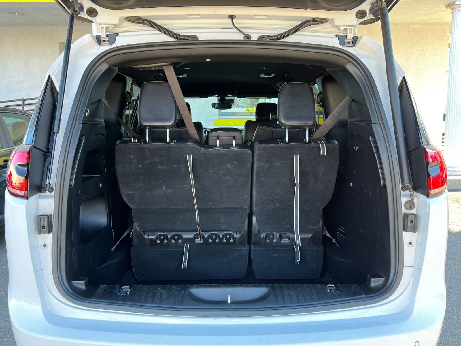 Thumbnail: 2025 Chrysler Pacifica - 29