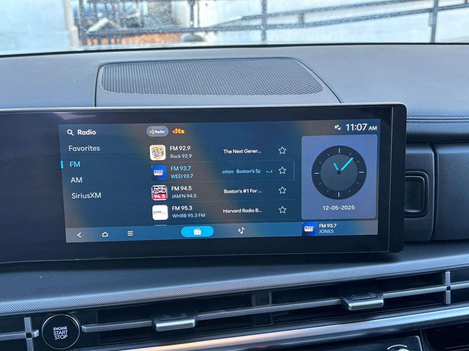 Thumbnail: 2025 Hyundai Santa Fe - 18