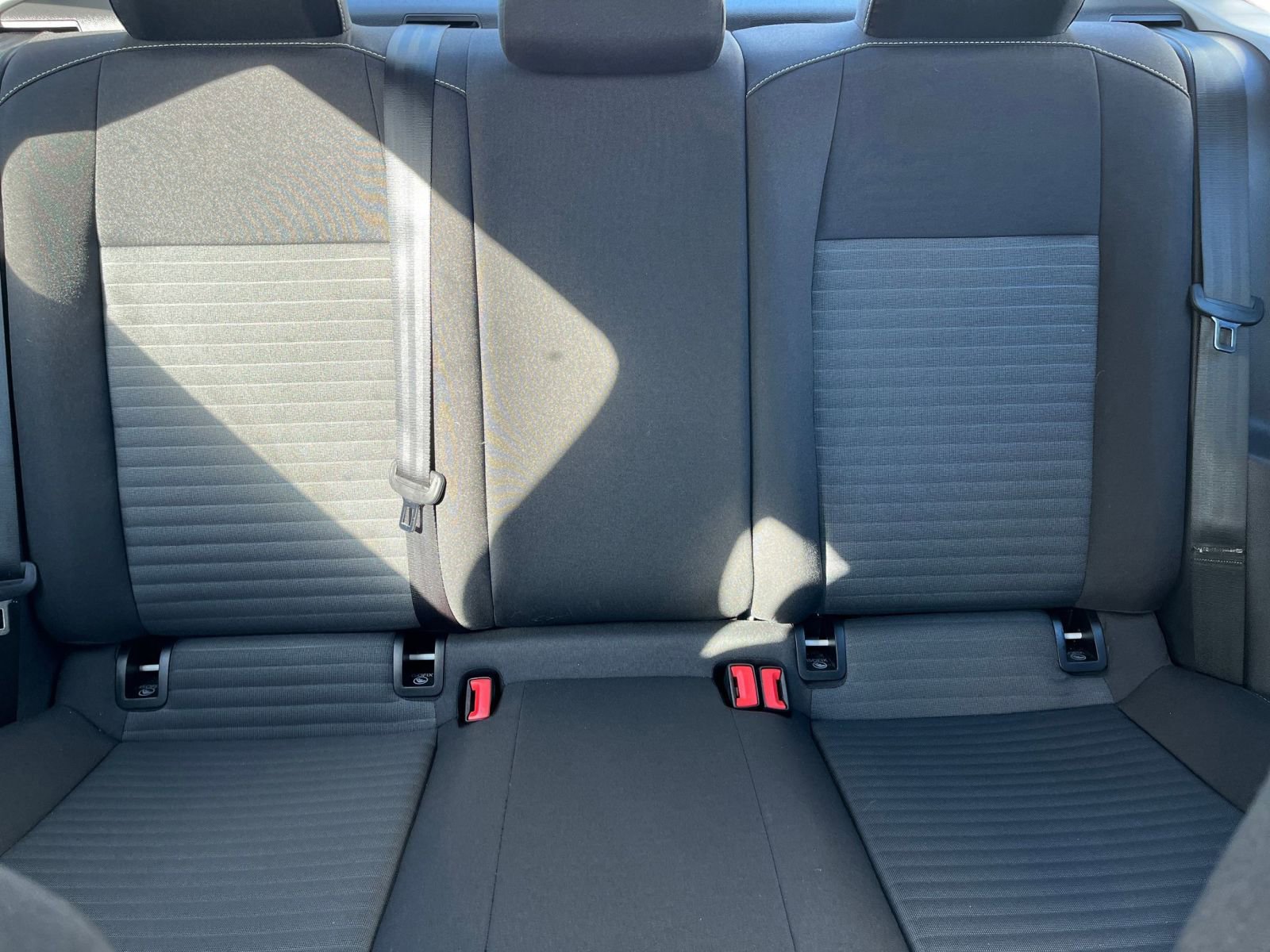 Thumbnail: 2025 Volkswagen Jetta - 34