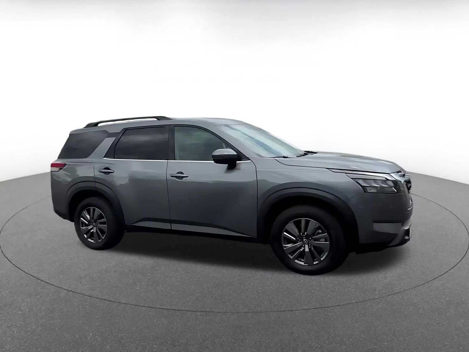 Thumbnail: 2025 Nissan Pathfinder - 2
