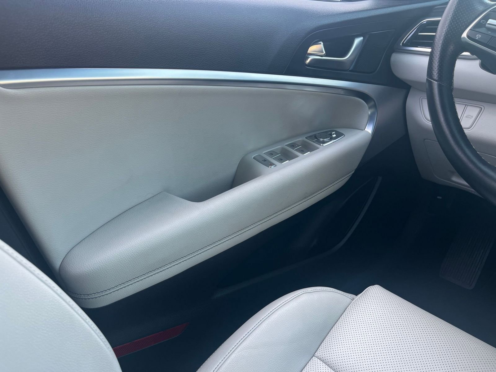 Thumbnail: 2024 Genesis G70 - 34