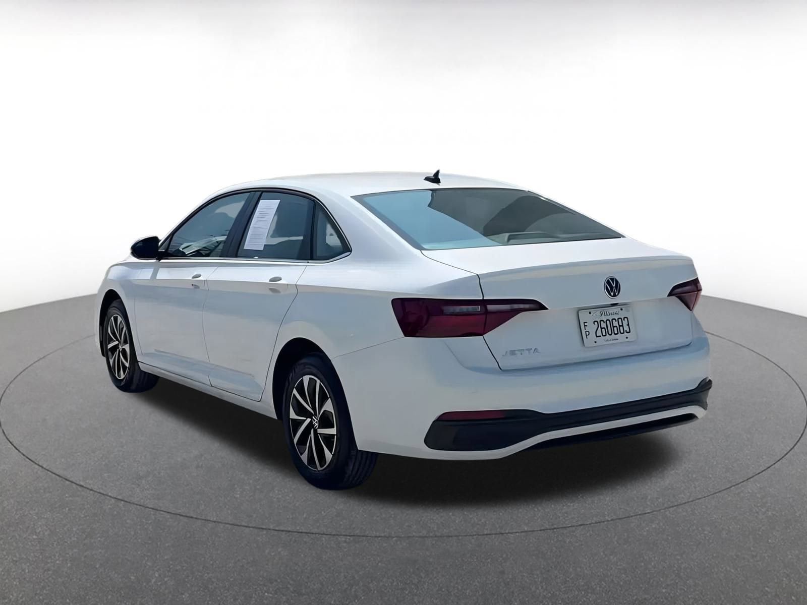 Thumbnail: 2024 Volkswagen Jetta - 11