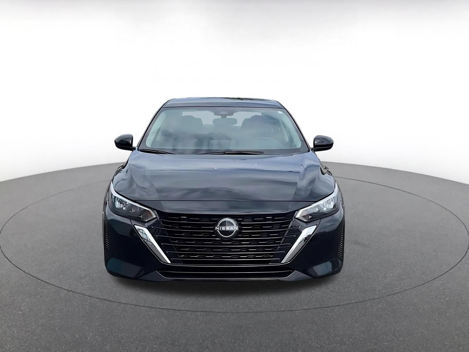 Thumbnail: 2025 Nissan Sentra - 4