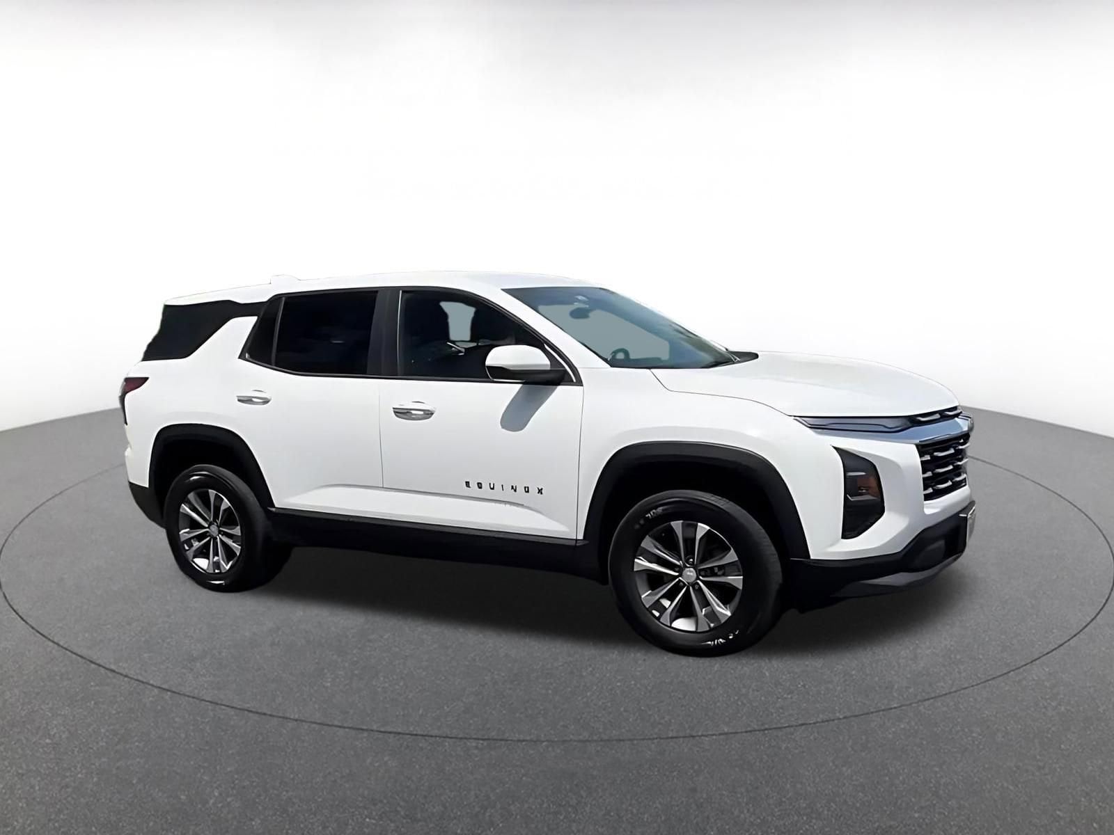 Thumbnail: 2025 Chevrolet Equinox - 2
