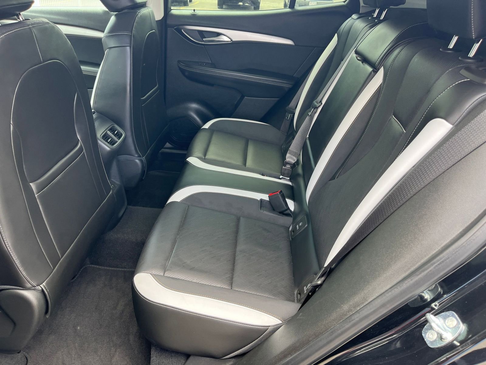 Thumbnail: 2024 Buick Envision - 22