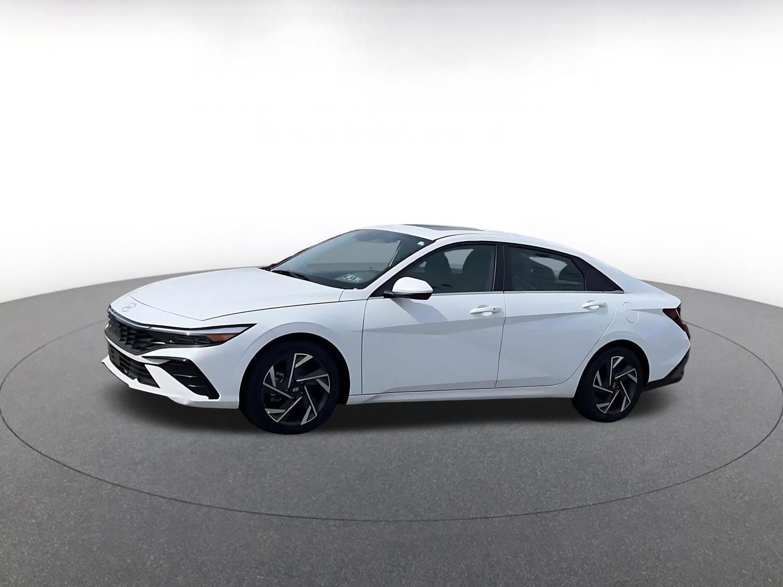 Thumbnail: 2025 Hyundai Elantra - 8