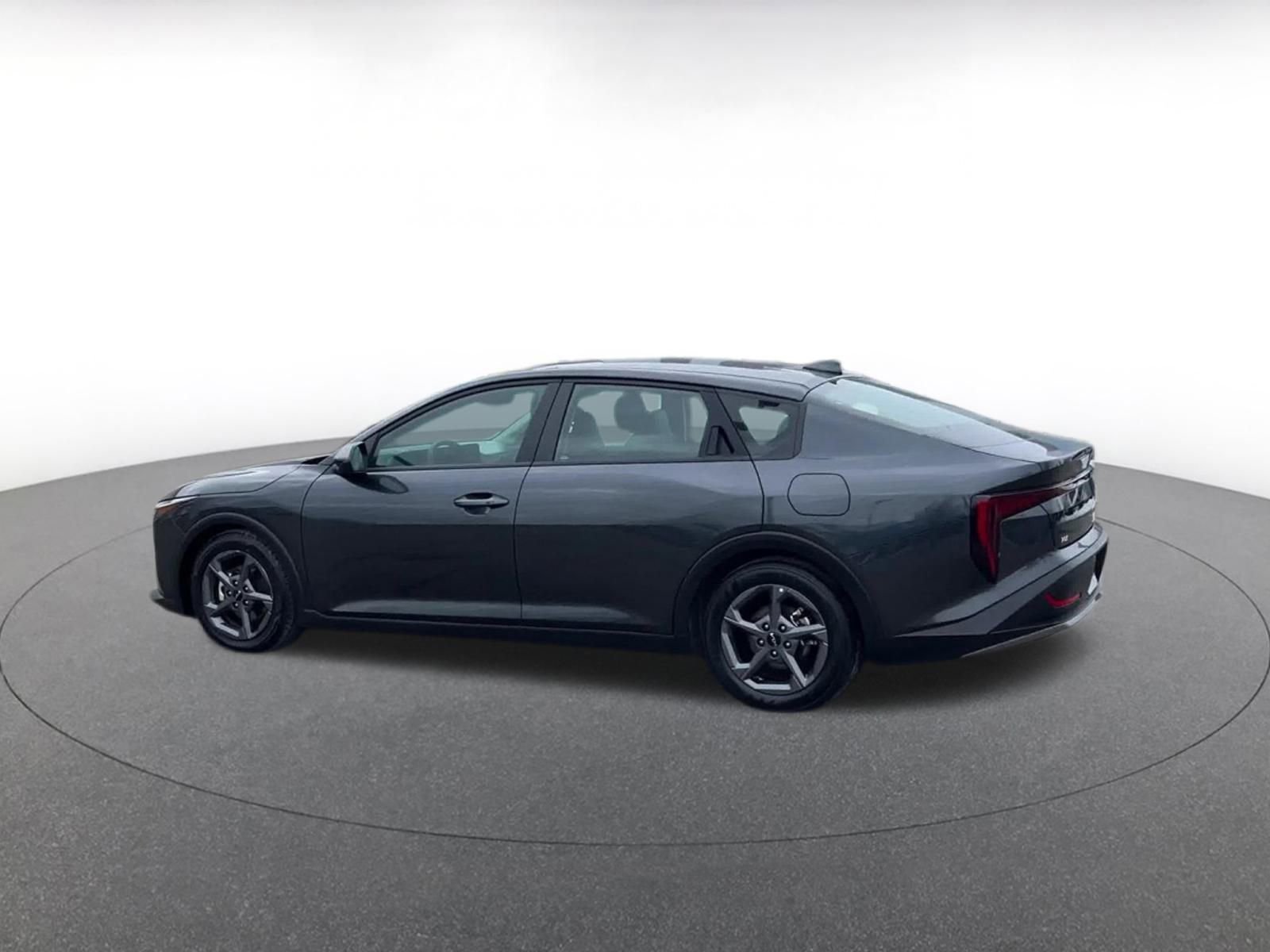 Thumbnail: 2025 Kia K4 - 10