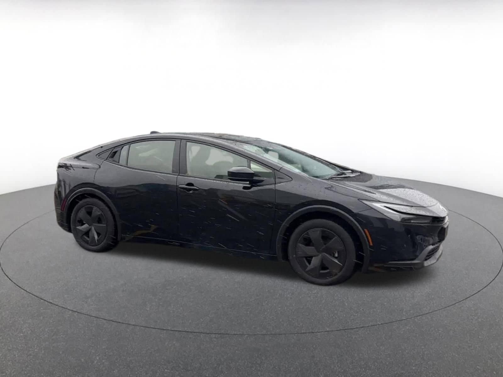 Thumbnail: 2025 Toyota Prius - 2