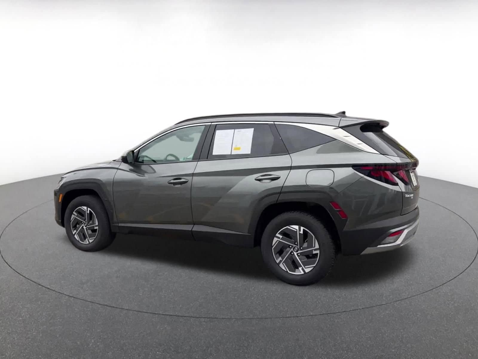 Thumbnail: 2025 Hyundai Tucson - 10