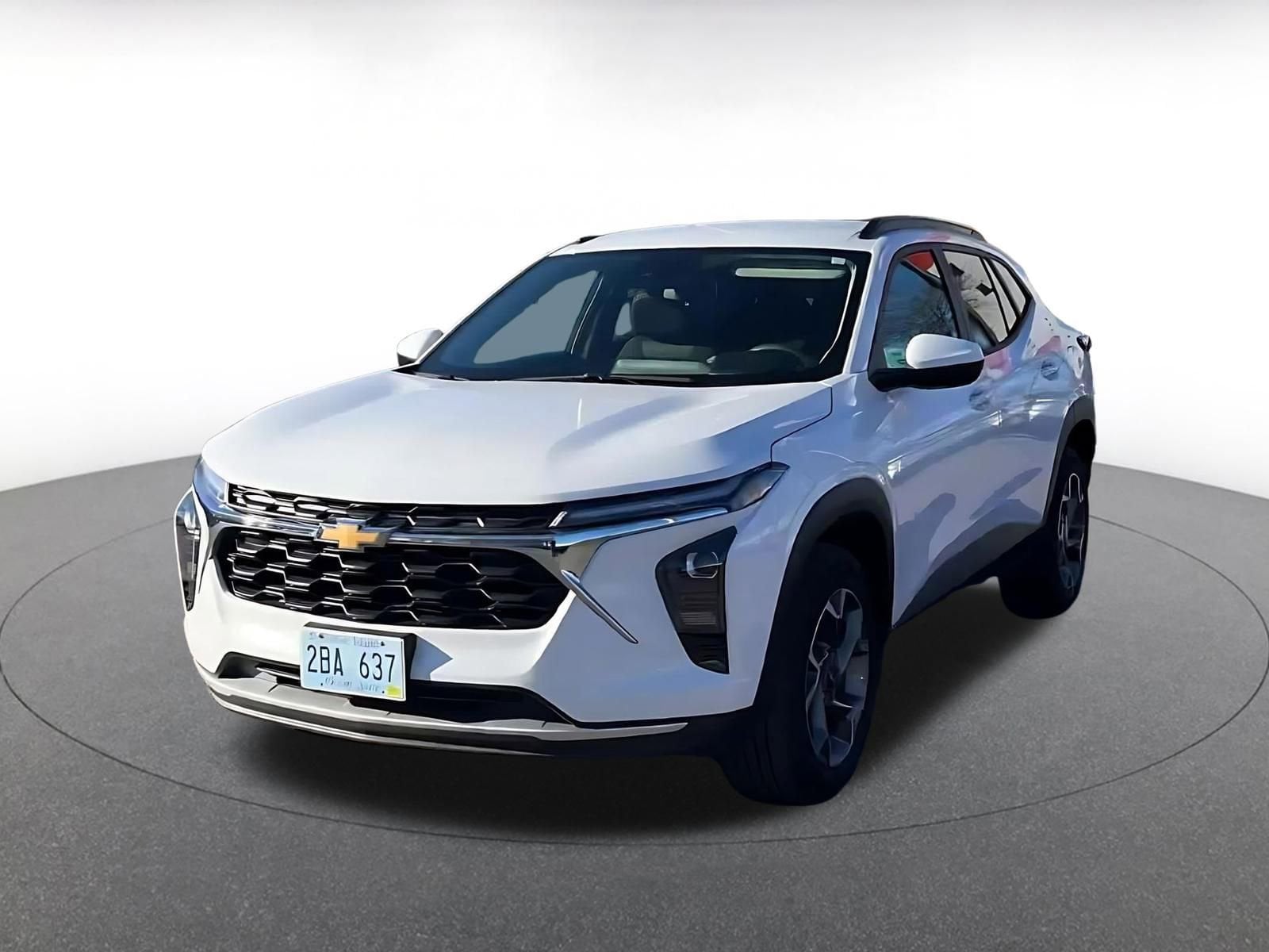 Thumbnail: 2025 Chevrolet Trax - 4