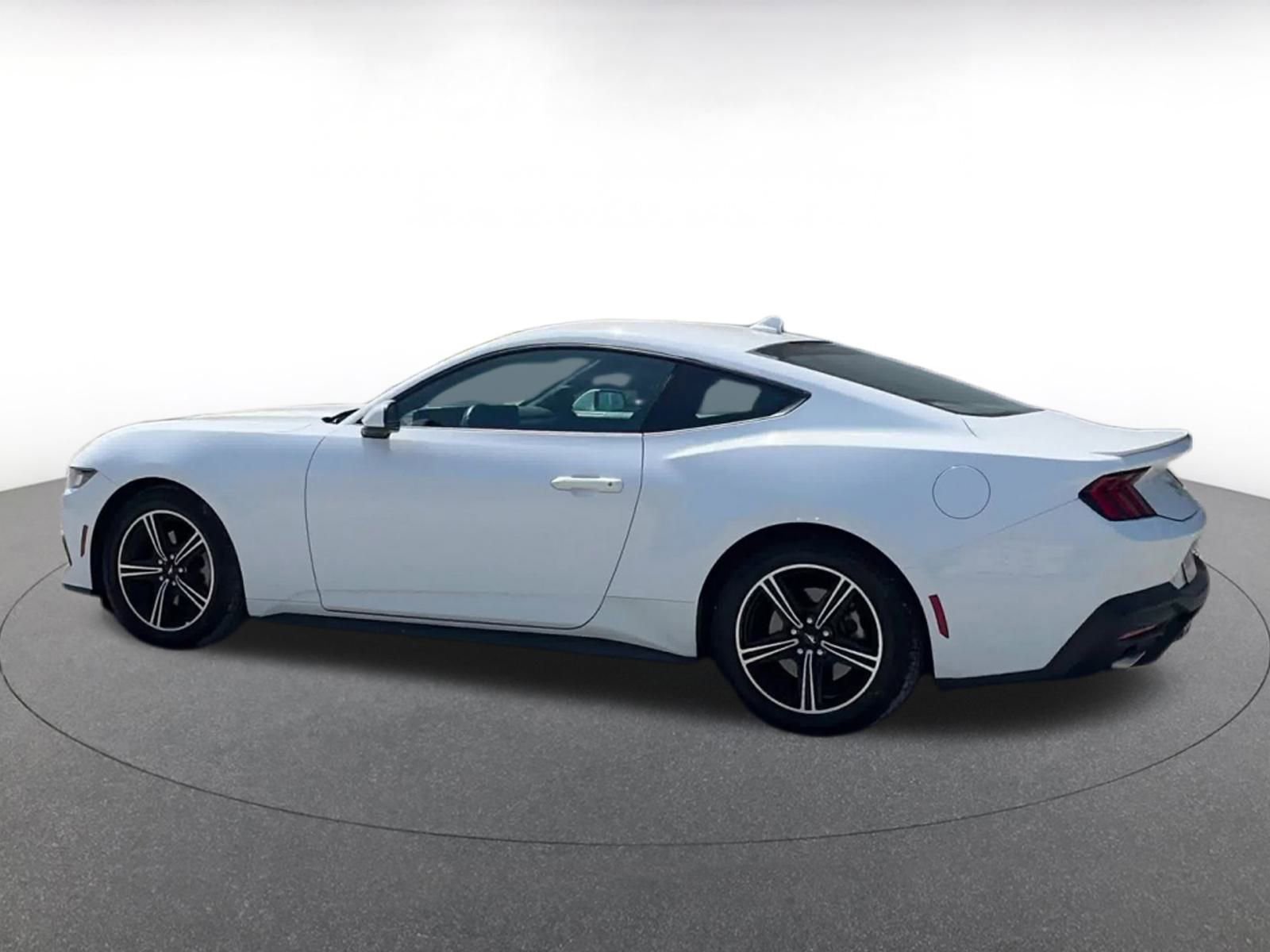 Thumbnail: 2024 Ford Mustang - 10