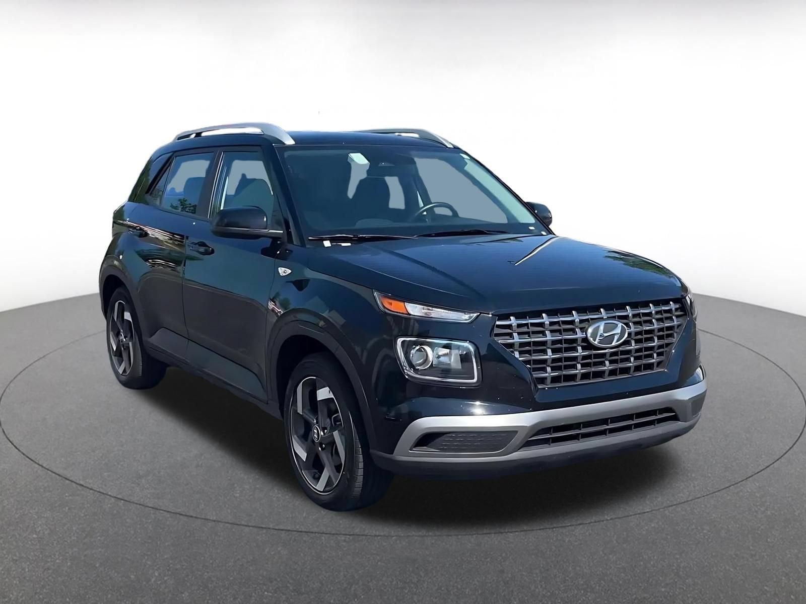 Thumbnail: 2026 Hyundai Venue - 2