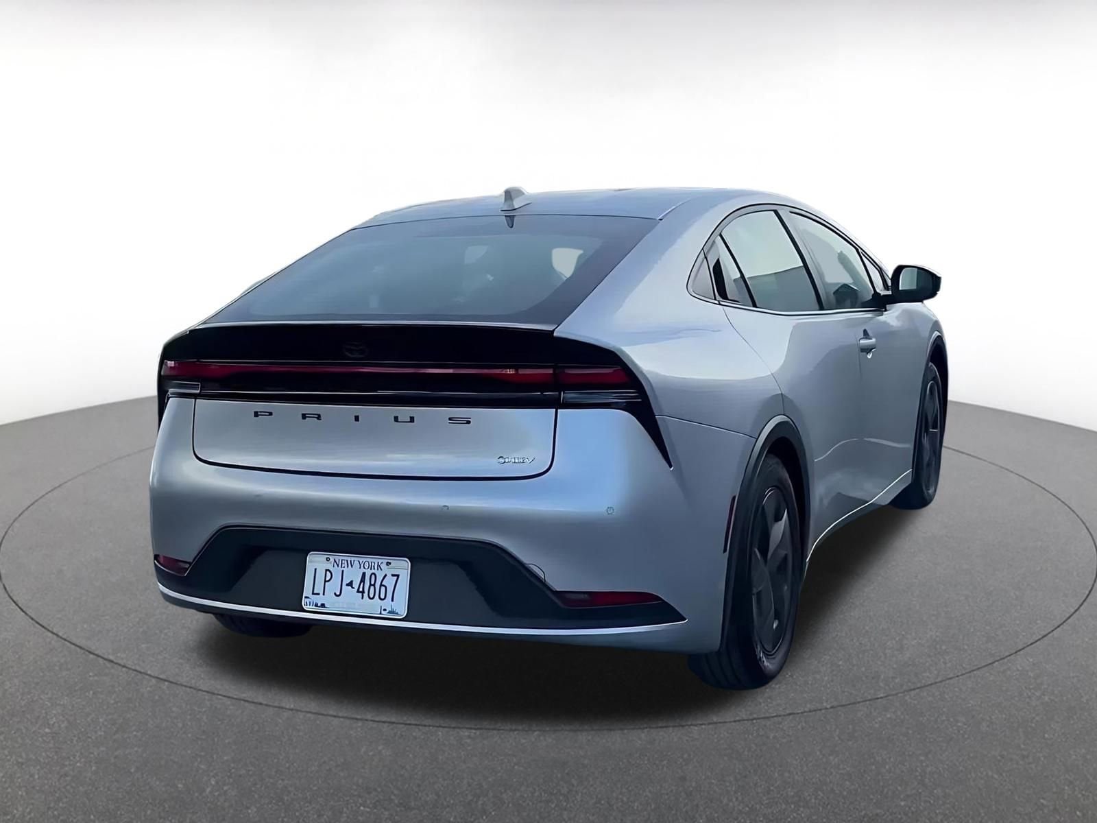 Thumbnail: 2025 Toyota Prius - 14